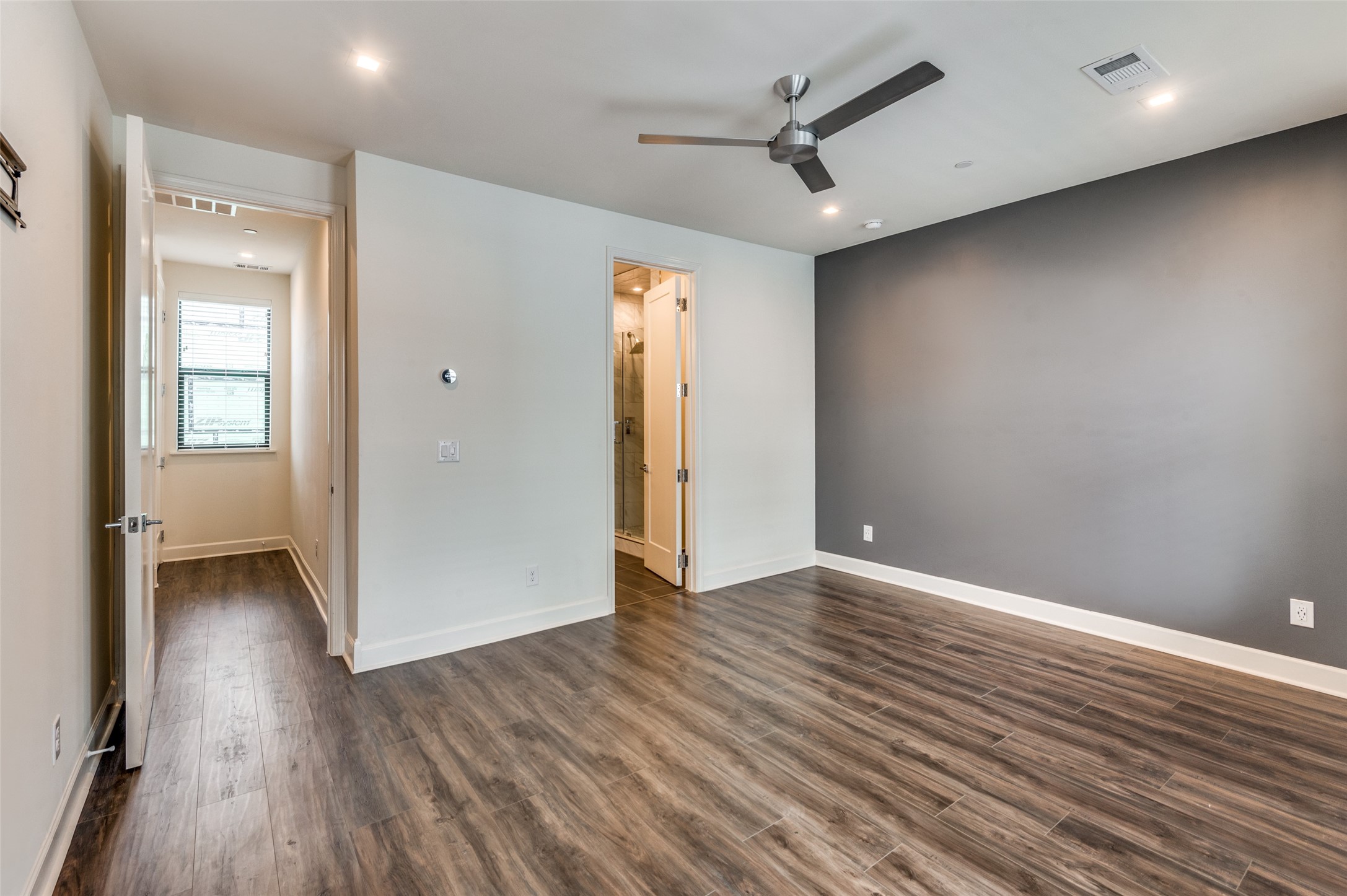 1813 Park Avenue 107