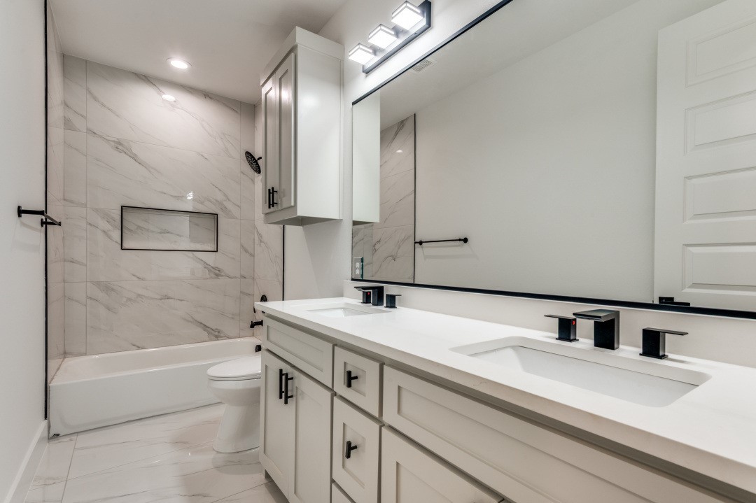 1700 Carriage Creek Drive