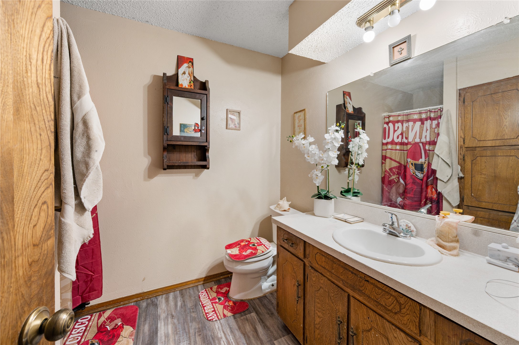 2701 Hurstview Drive