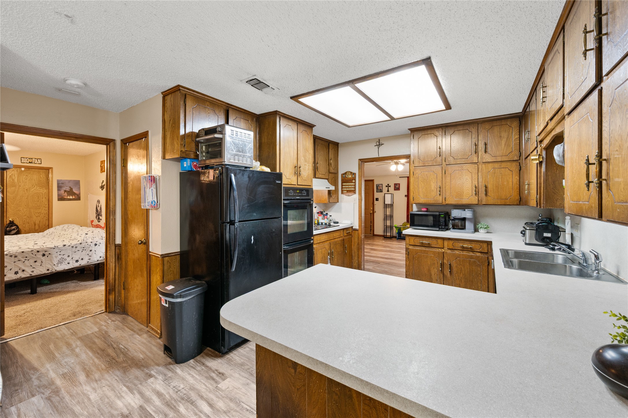 2701 Hurstview Drive