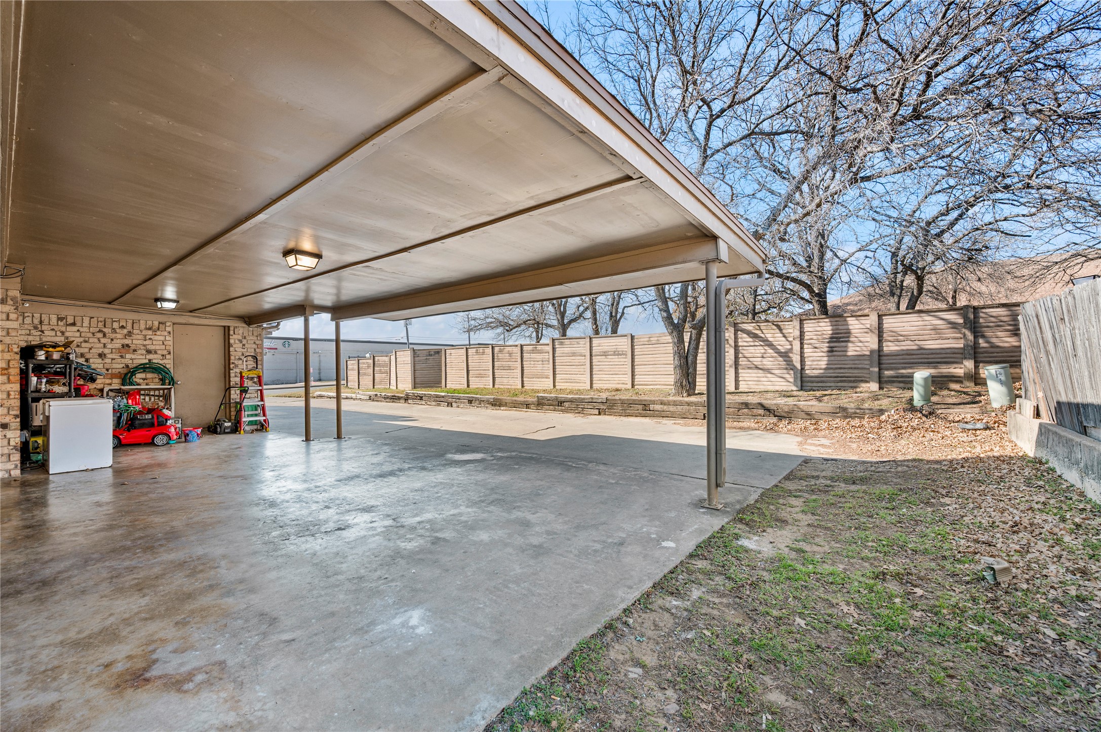 2701 Hurstview Drive