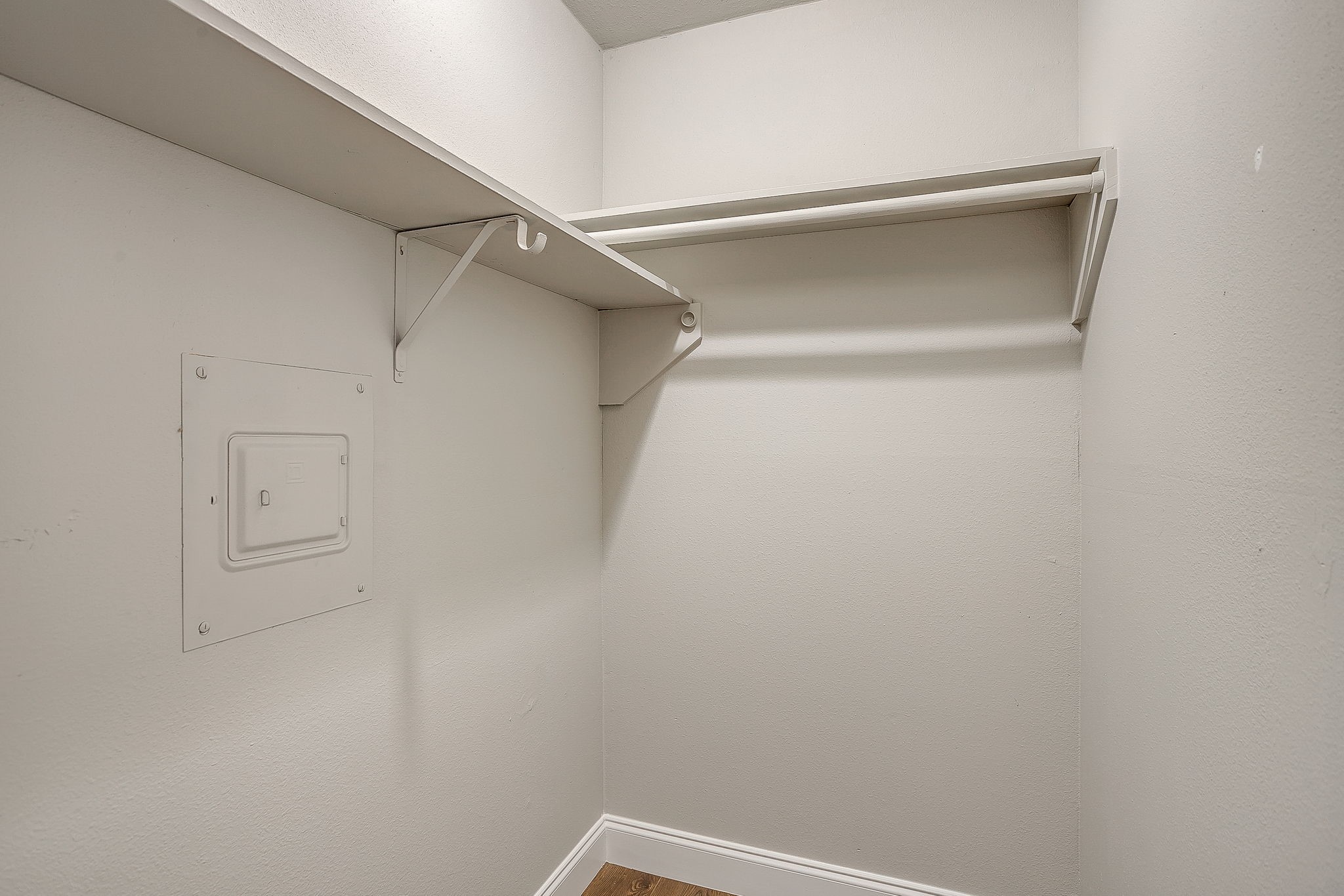 5809 Harvest Hill Road 2055