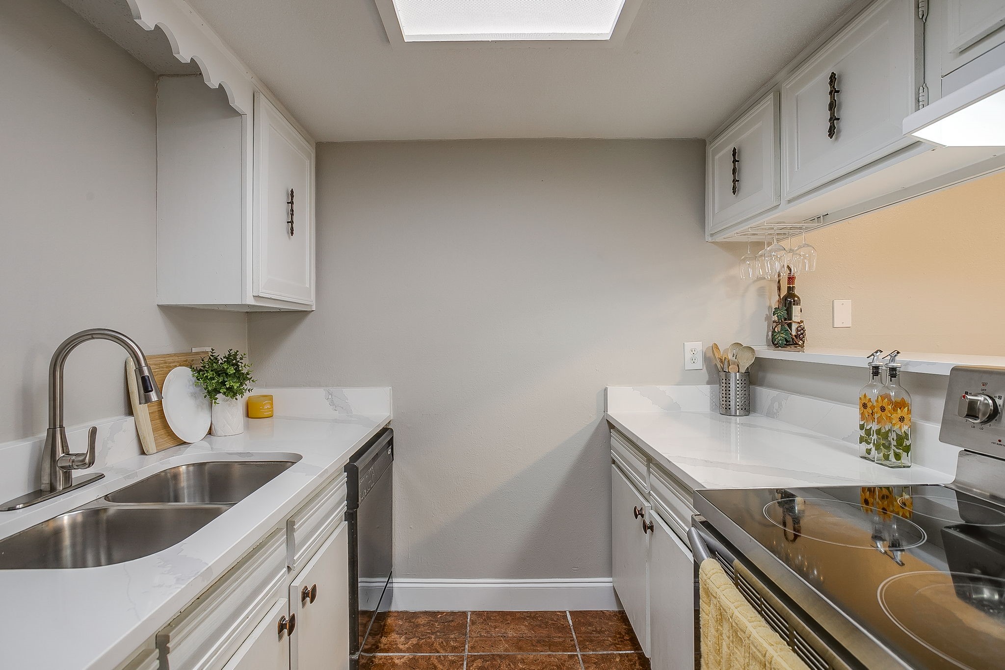 5809 Harvest Hill Road 2055