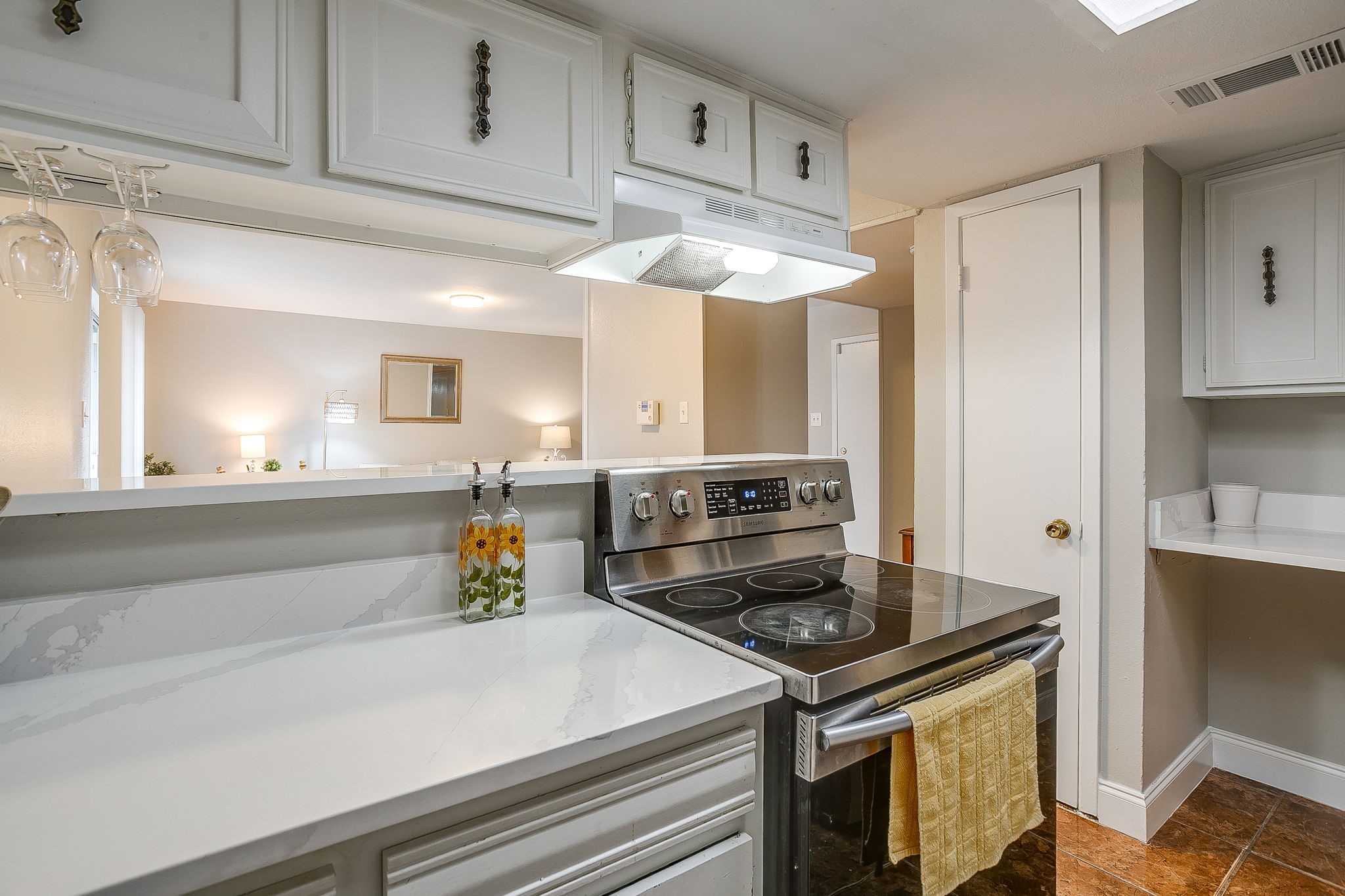 5809 Harvest Hill Road 2055