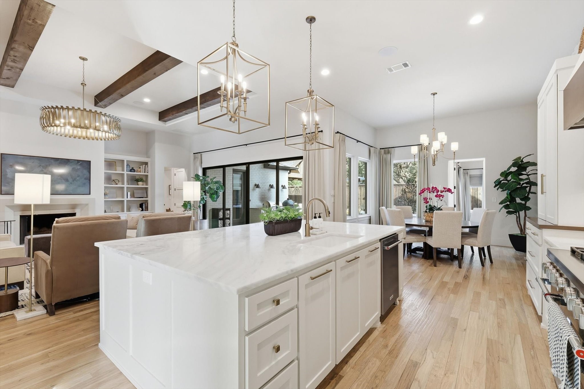 1214 Whisper Rock Drive