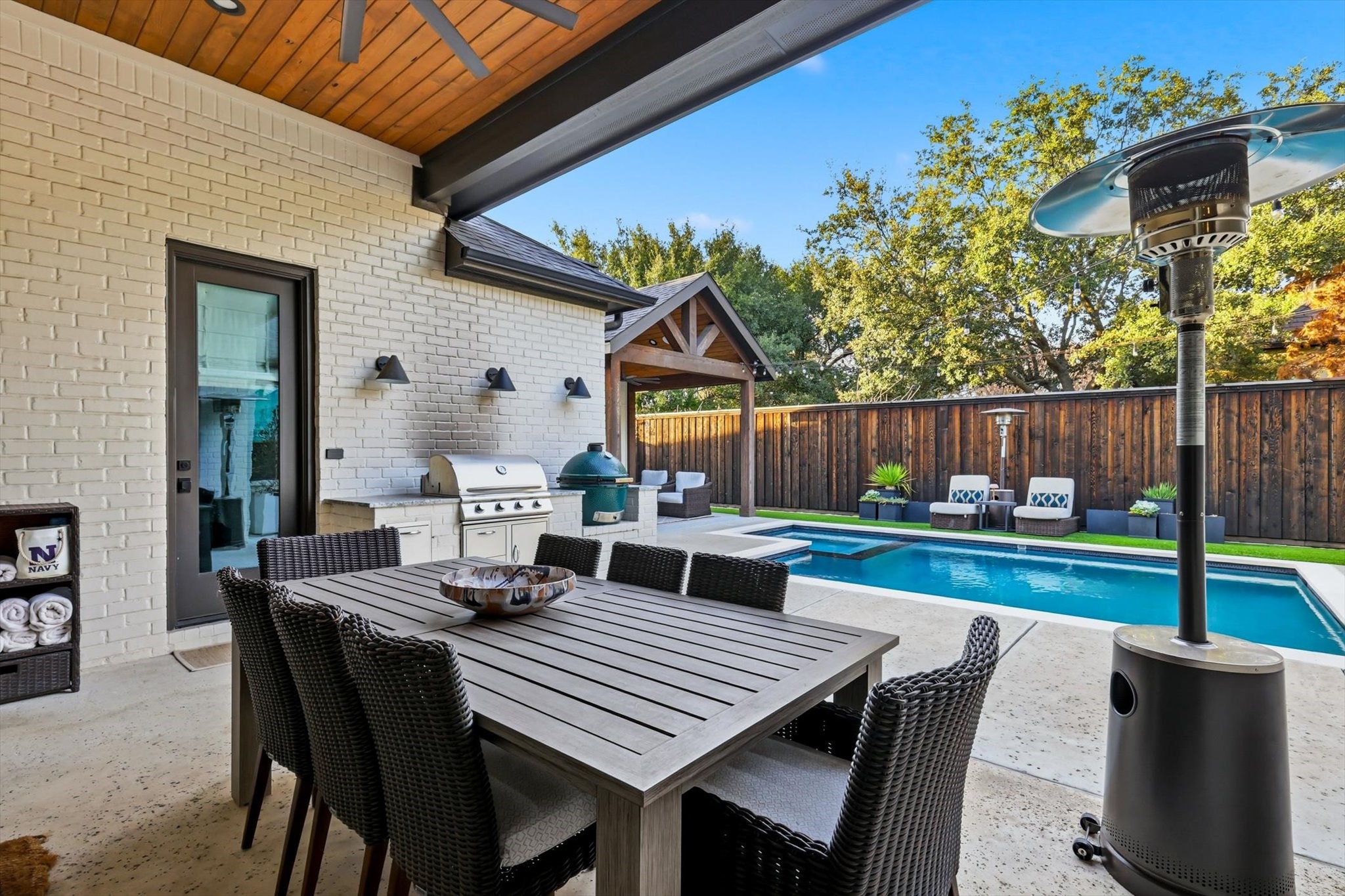 1214 Whisper Rock Drive