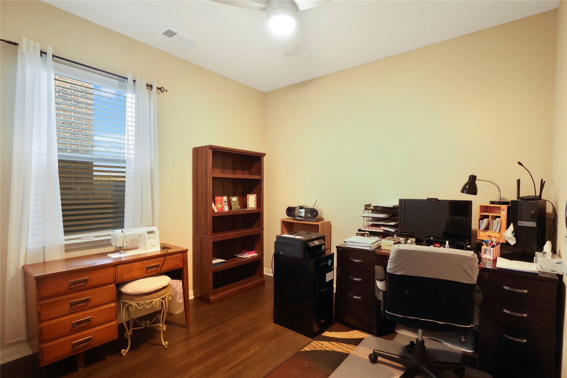 1535 Park Trails Boulevard