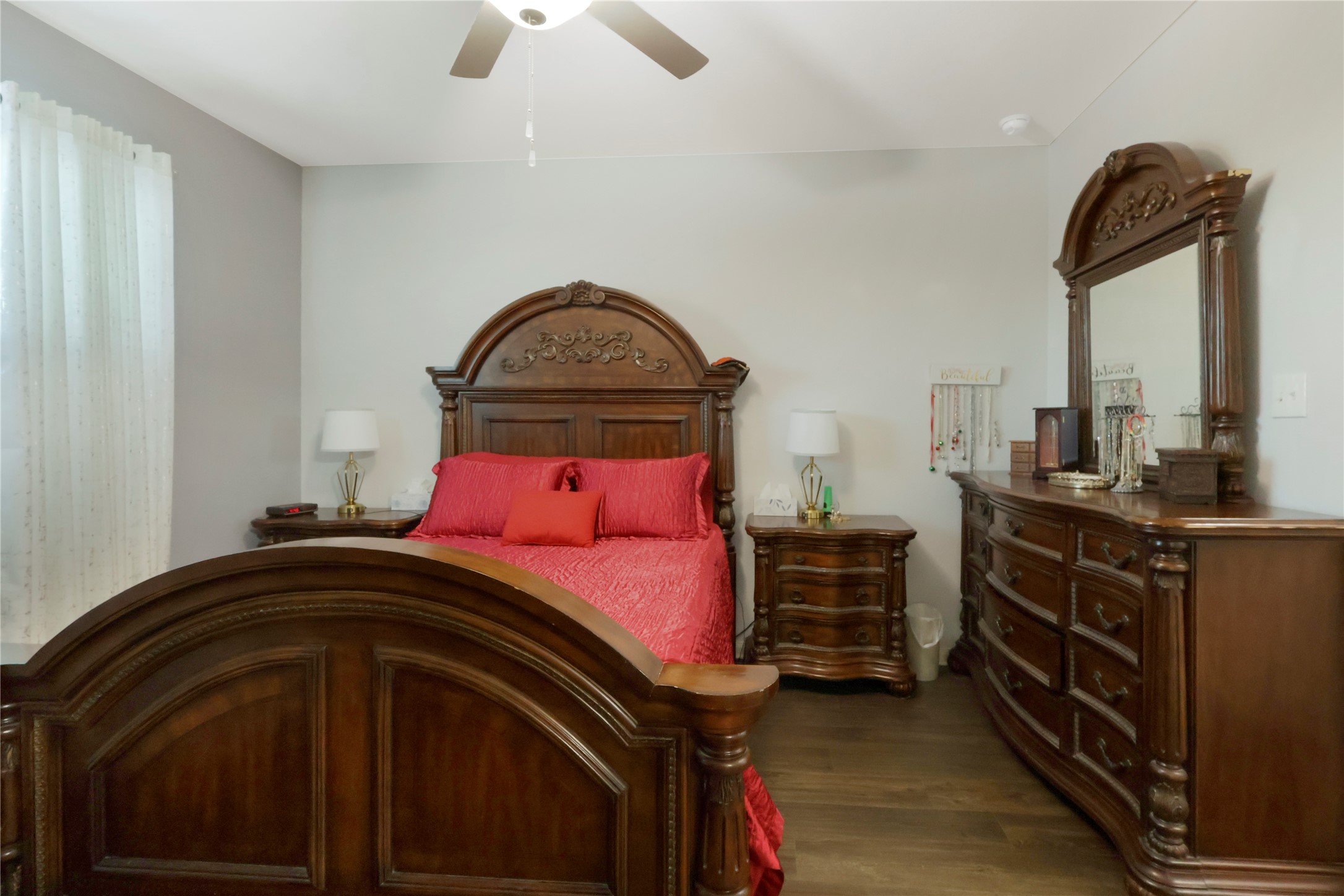 1535 Park Trails Boulevard