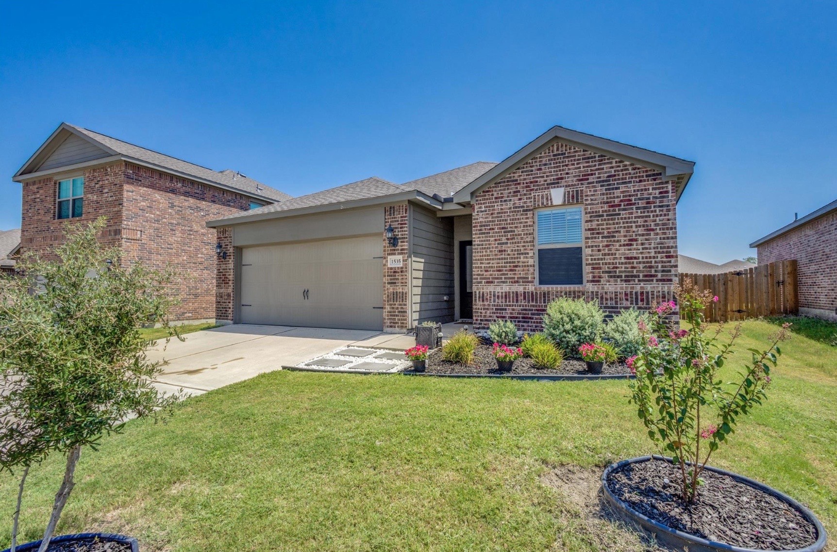 1535 Park Trails Boulevard