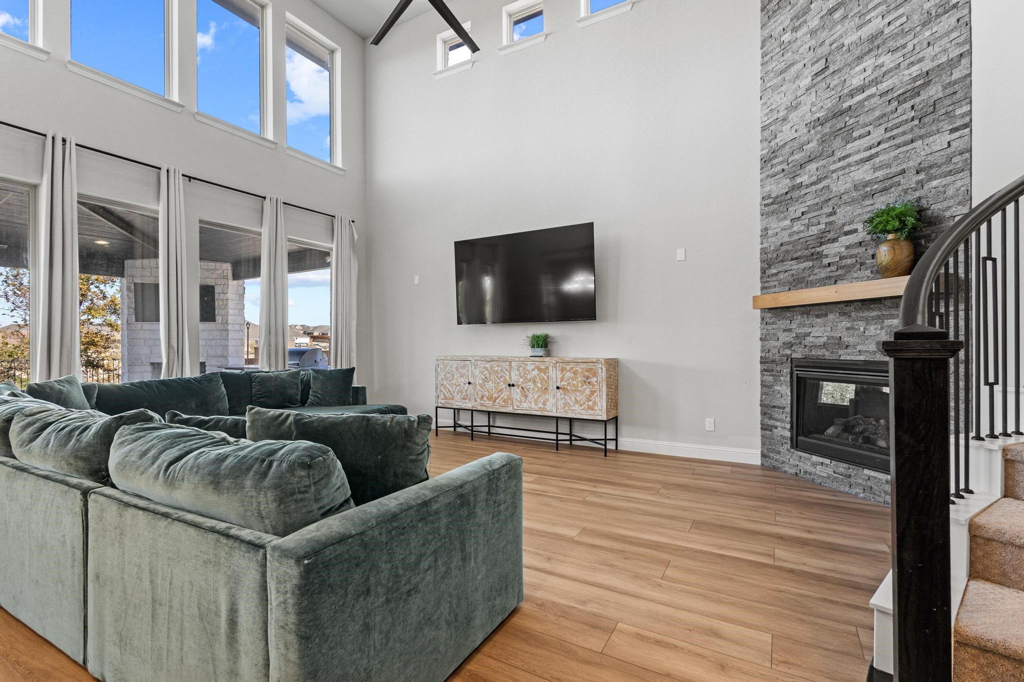 3204 Creek Meadow Drive