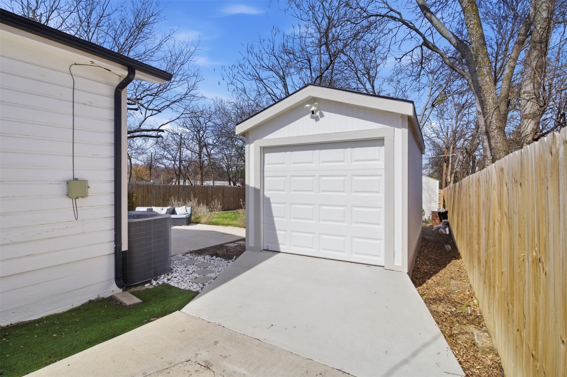 1539 E Woodin Boulevard