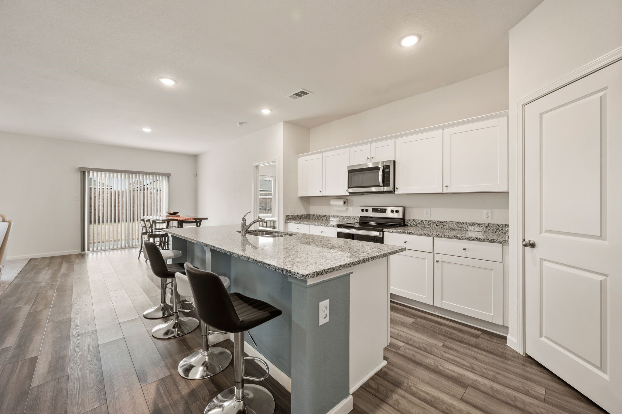 4724 Swan Neck Drive