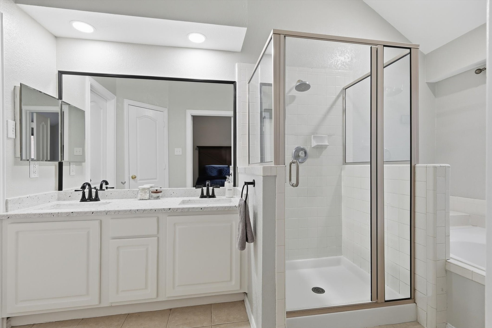 3704 Cottonwood Springs Drive