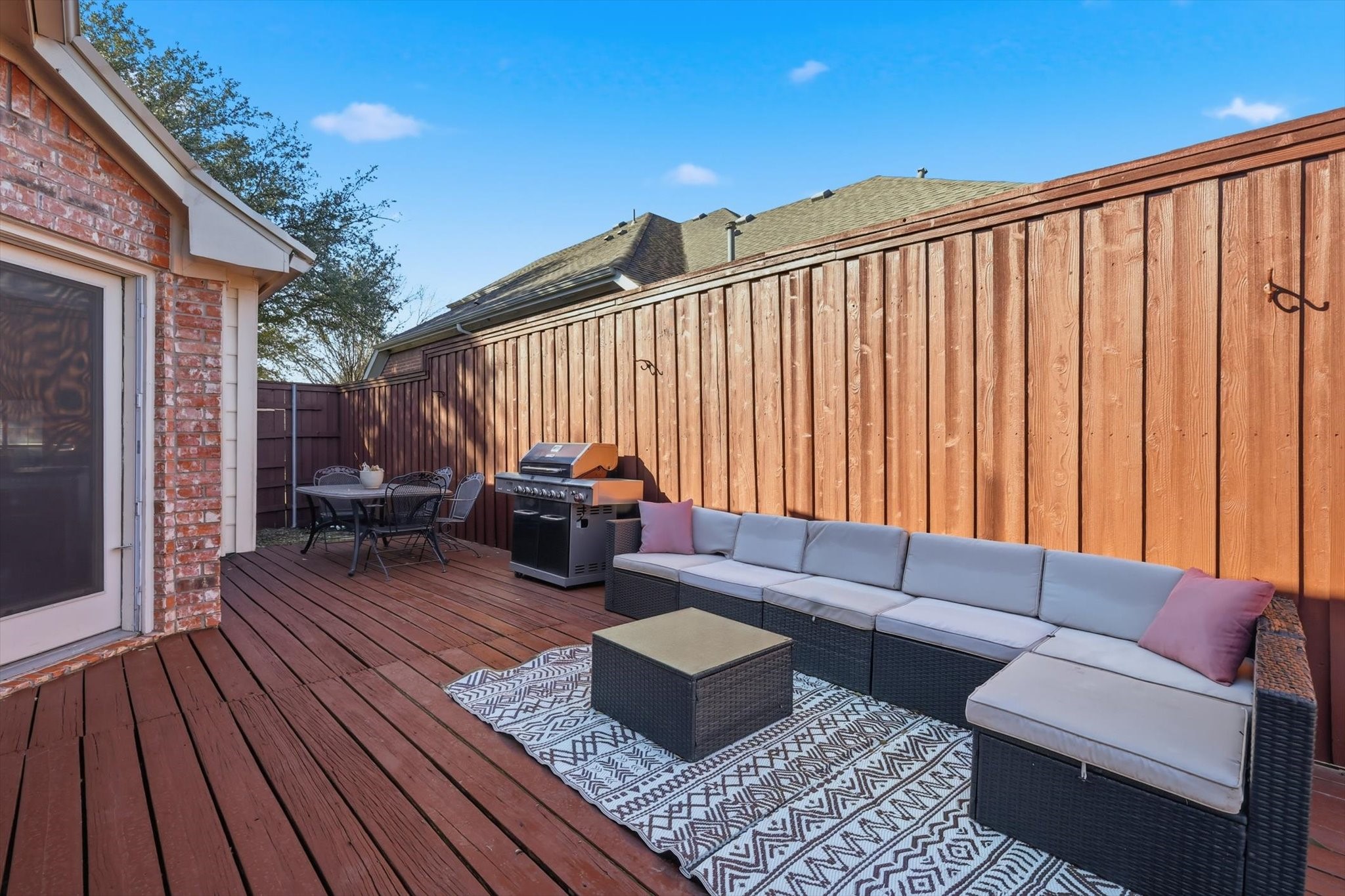 3704 Cottonwood Springs Drive