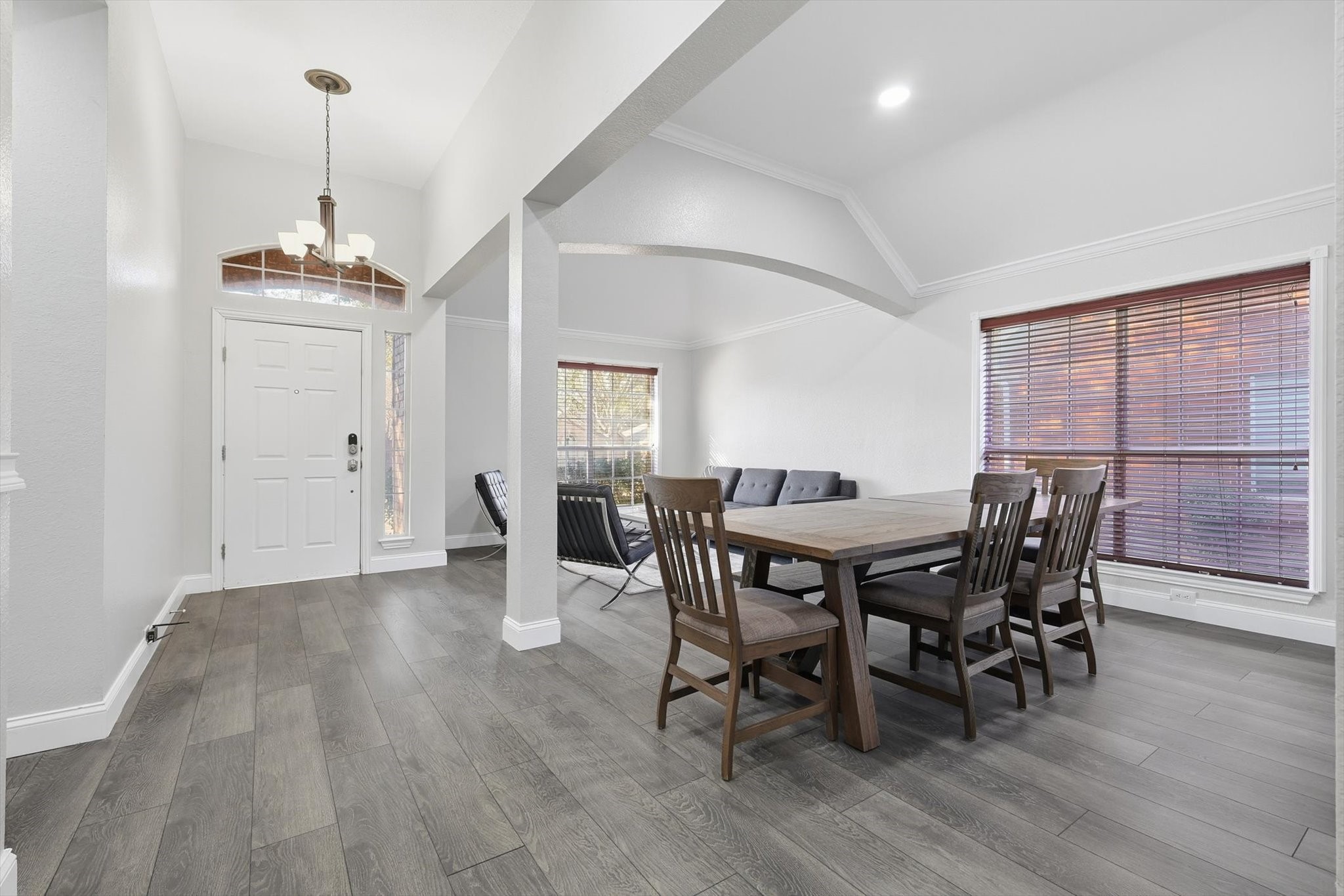 3704 Cottonwood Springs Drive