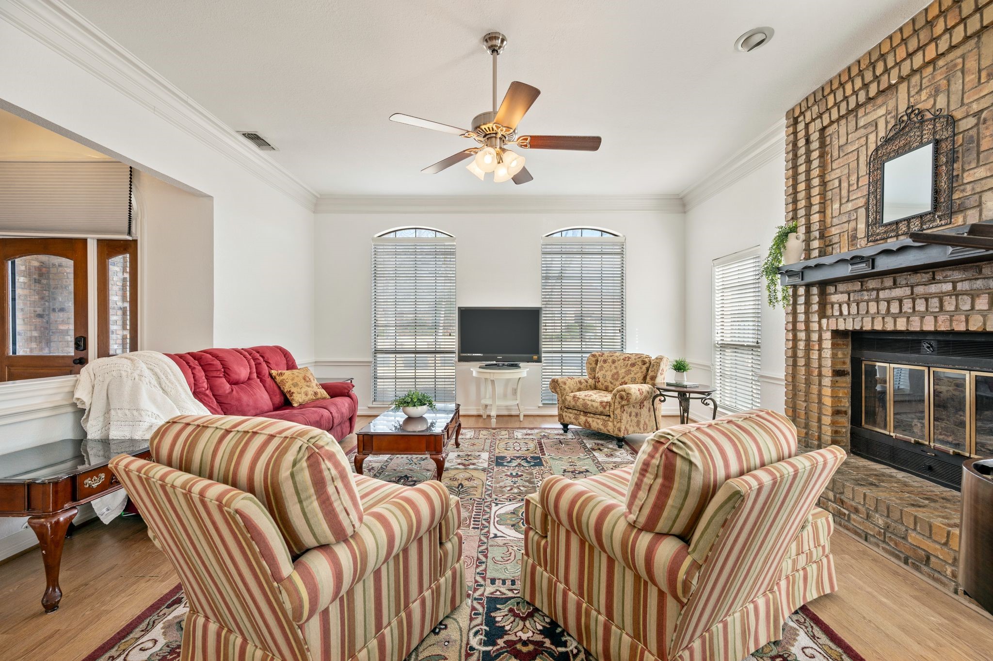 3528 Meadowside Drive