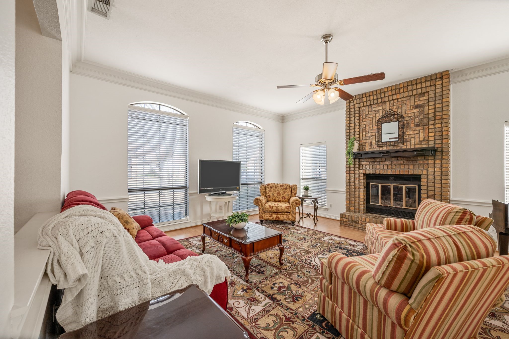 3528 Meadowside Drive
