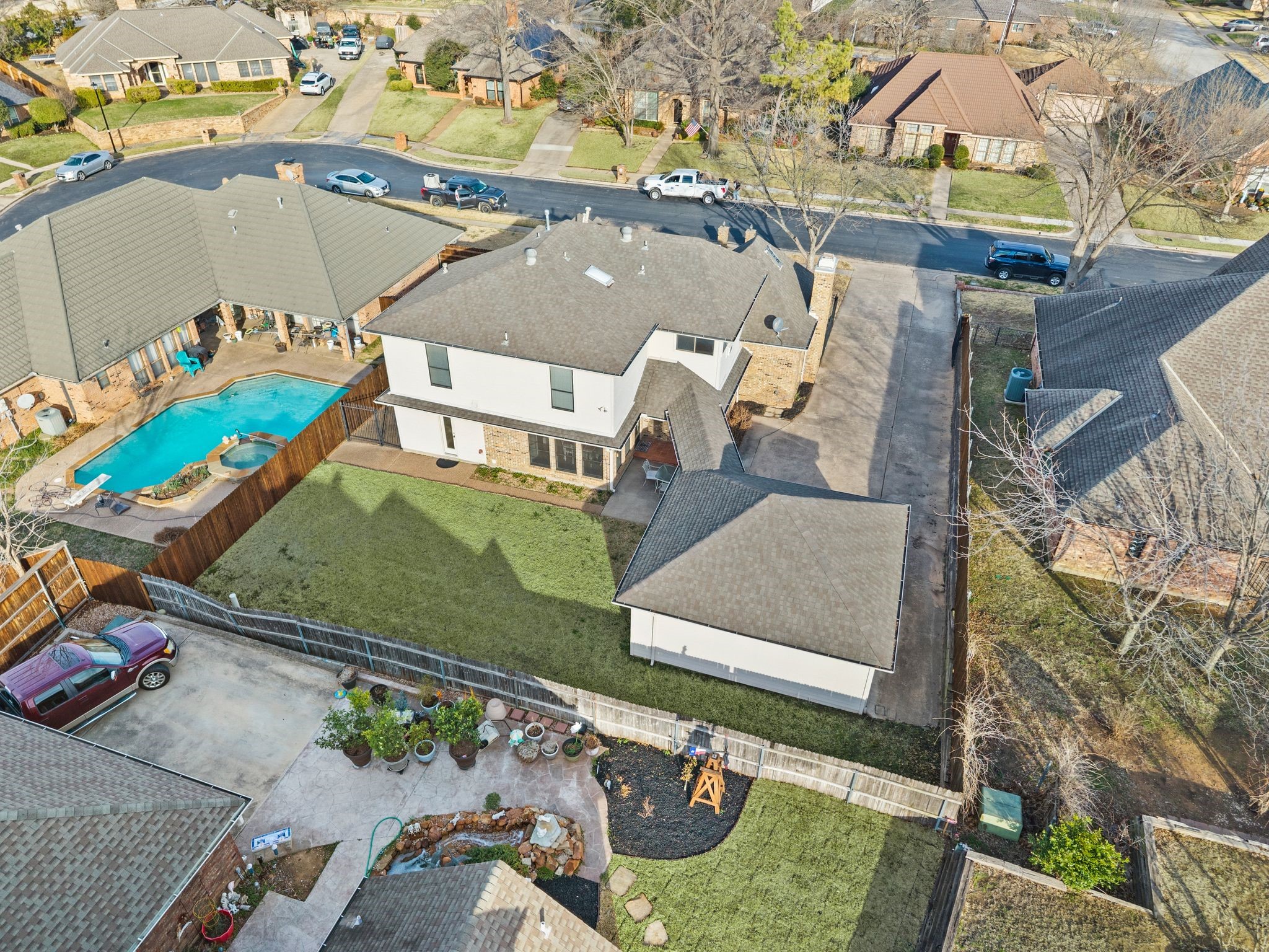 3528 Meadowside Drive