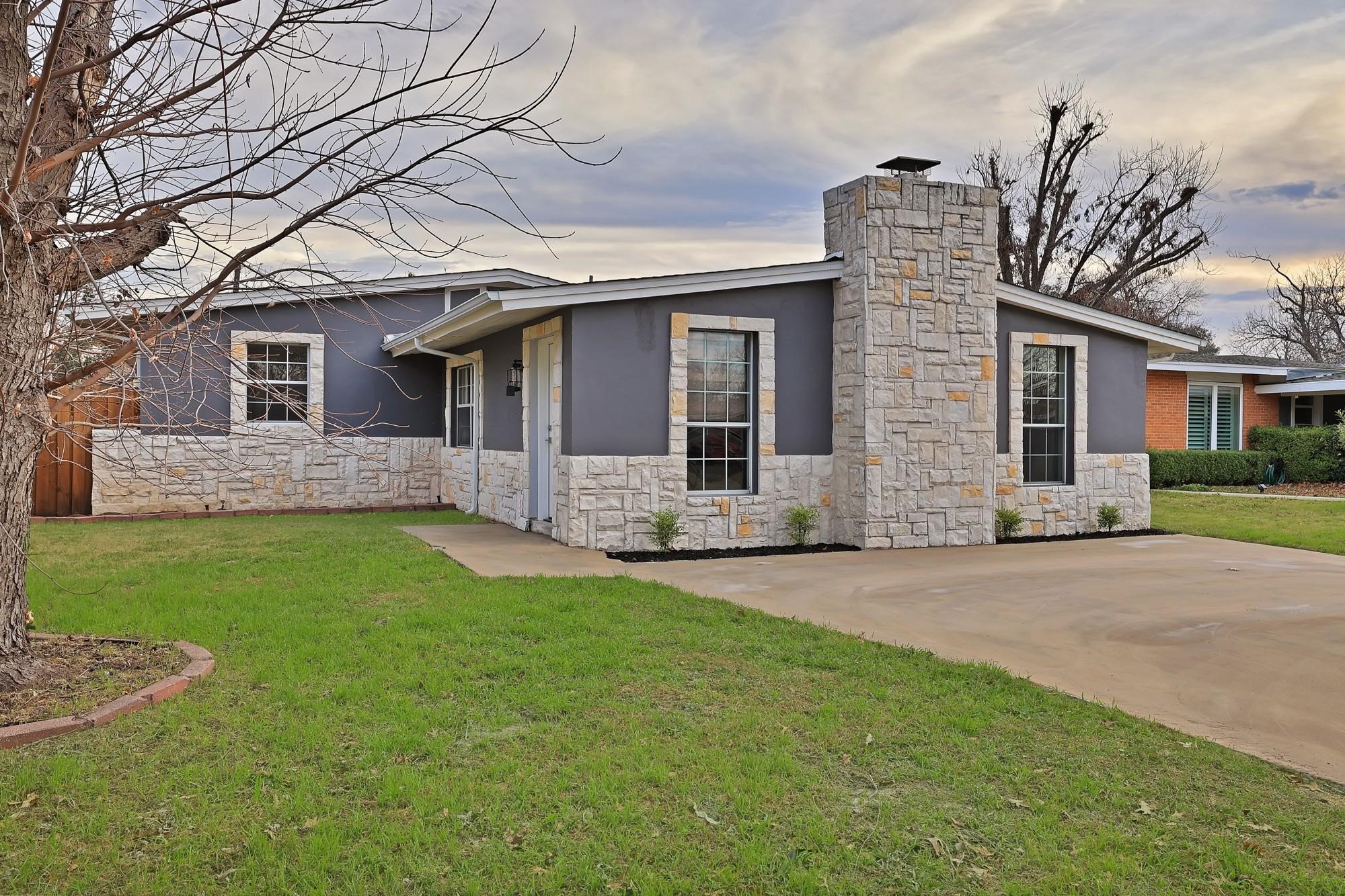 3046 Rotan Lane