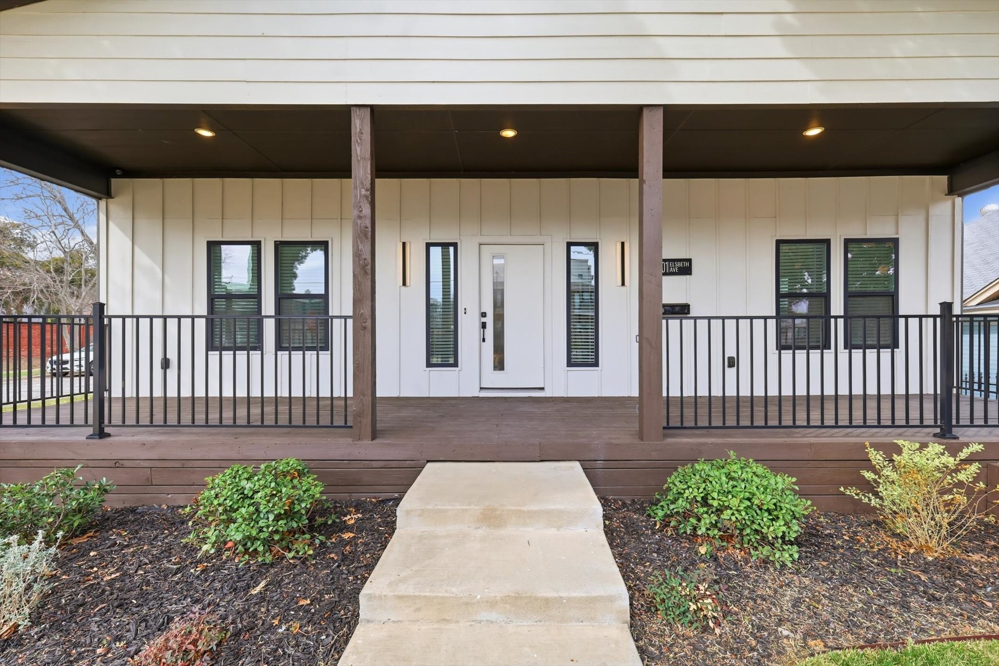 901 Elsbeth Street
