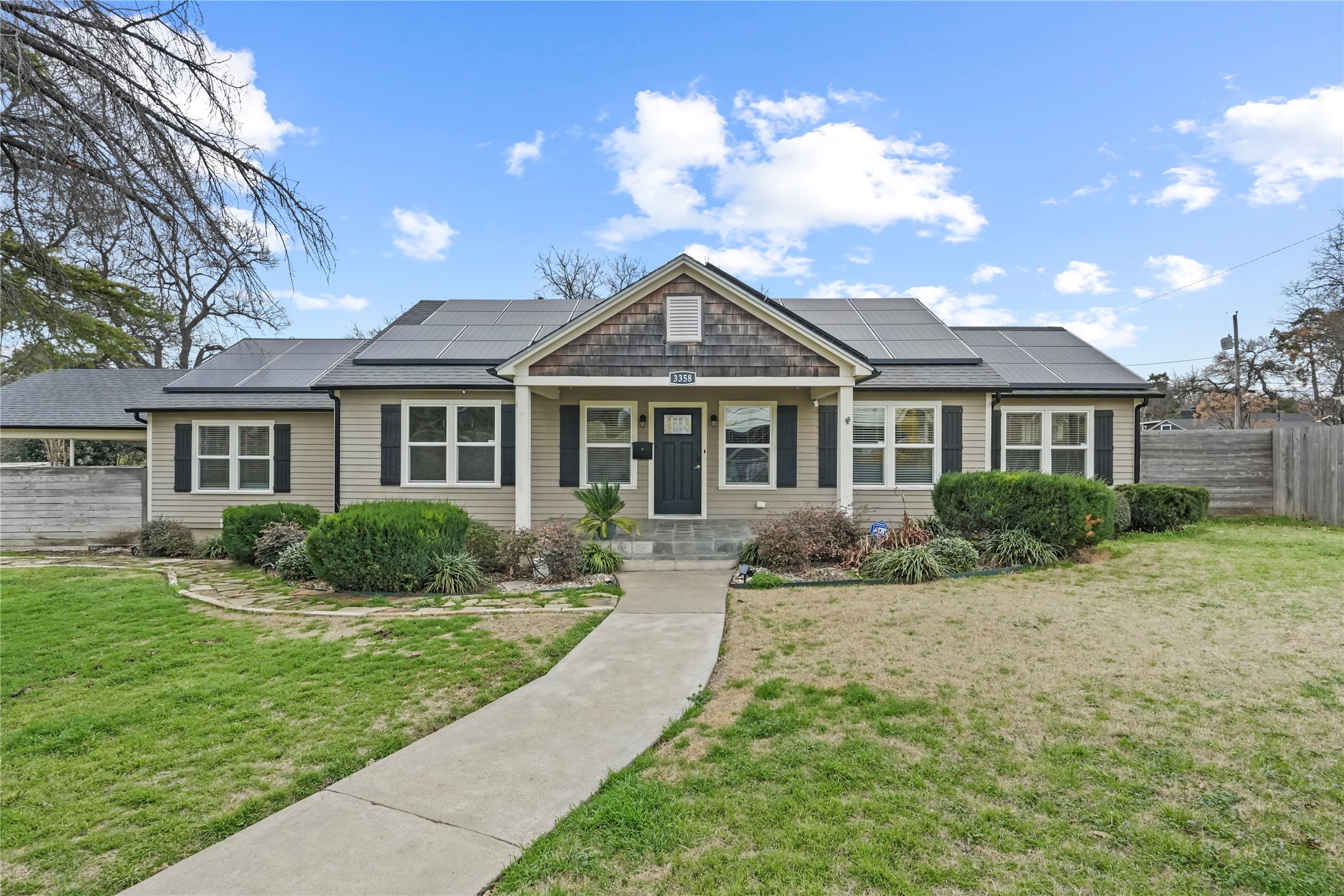 3358 W Jefferson Boulevard