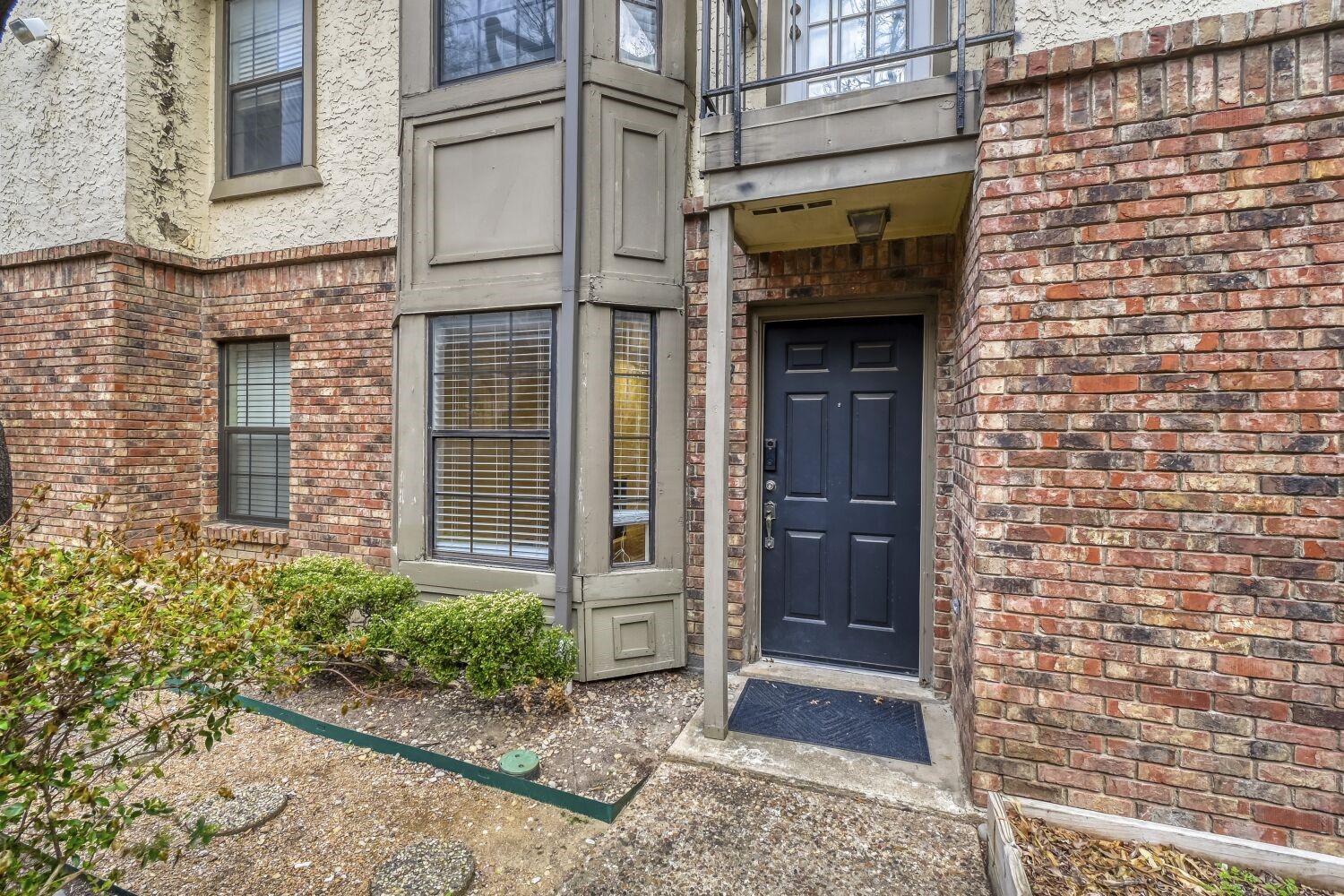 8750 Park Lane 142