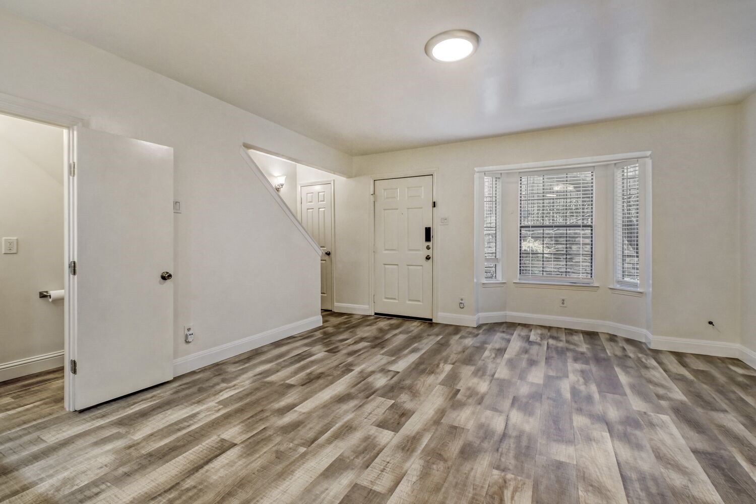 8750 Park Lane 142