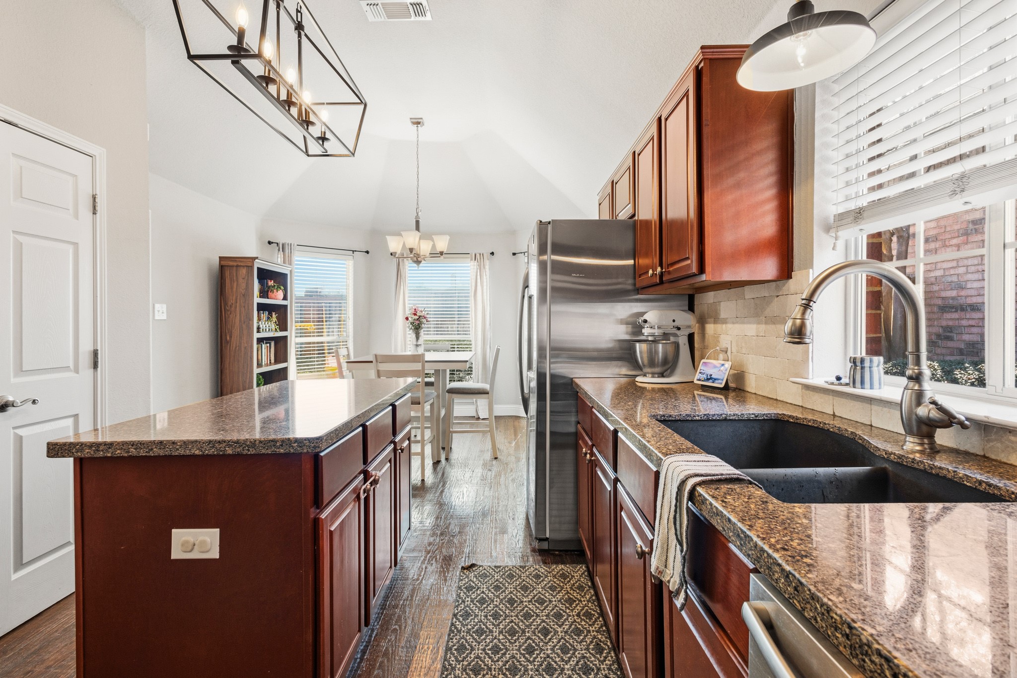 4808 Davy Crockett Trail