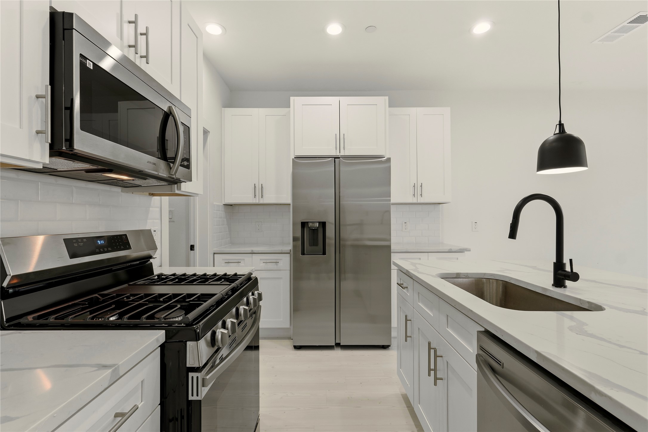 7207 Mohawk Drive B 3