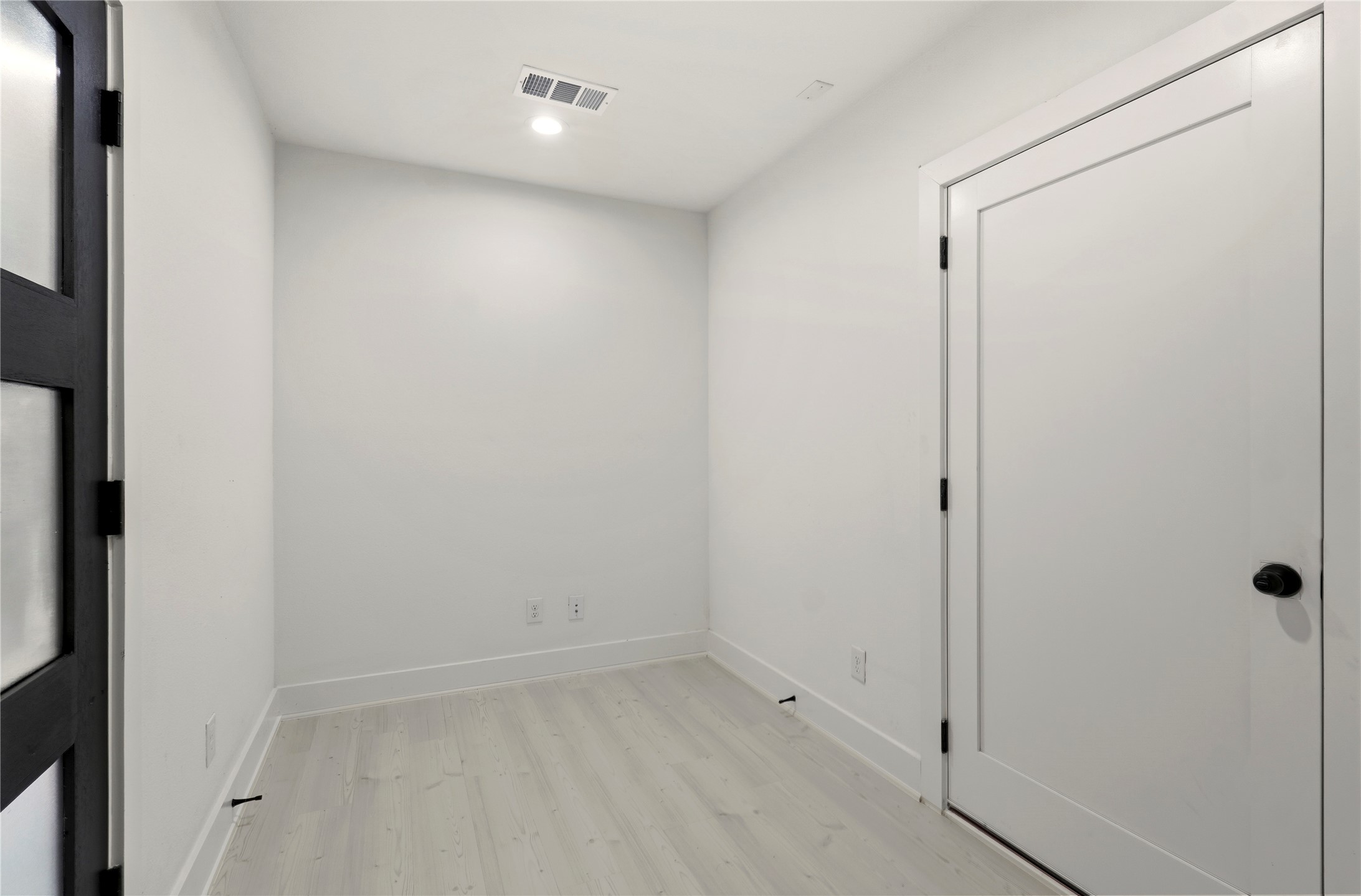 7207 Mohawk Drive B 3