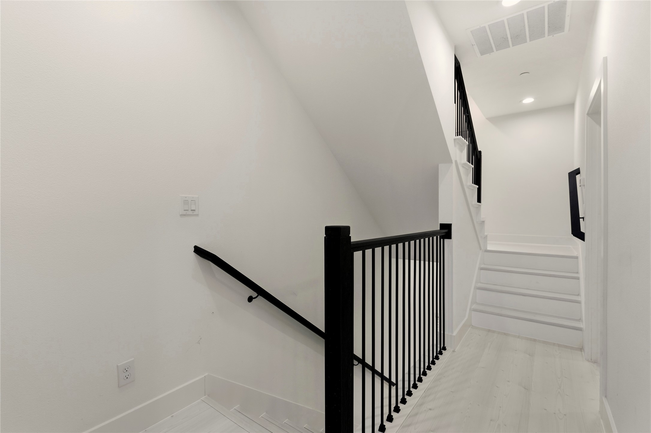 7207 Mohawk Drive B 3