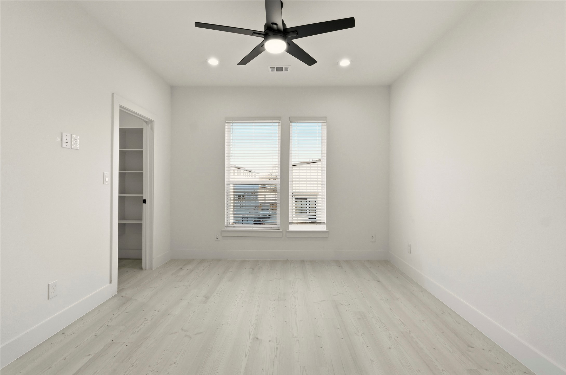 7207 Mohawk Drive B 3