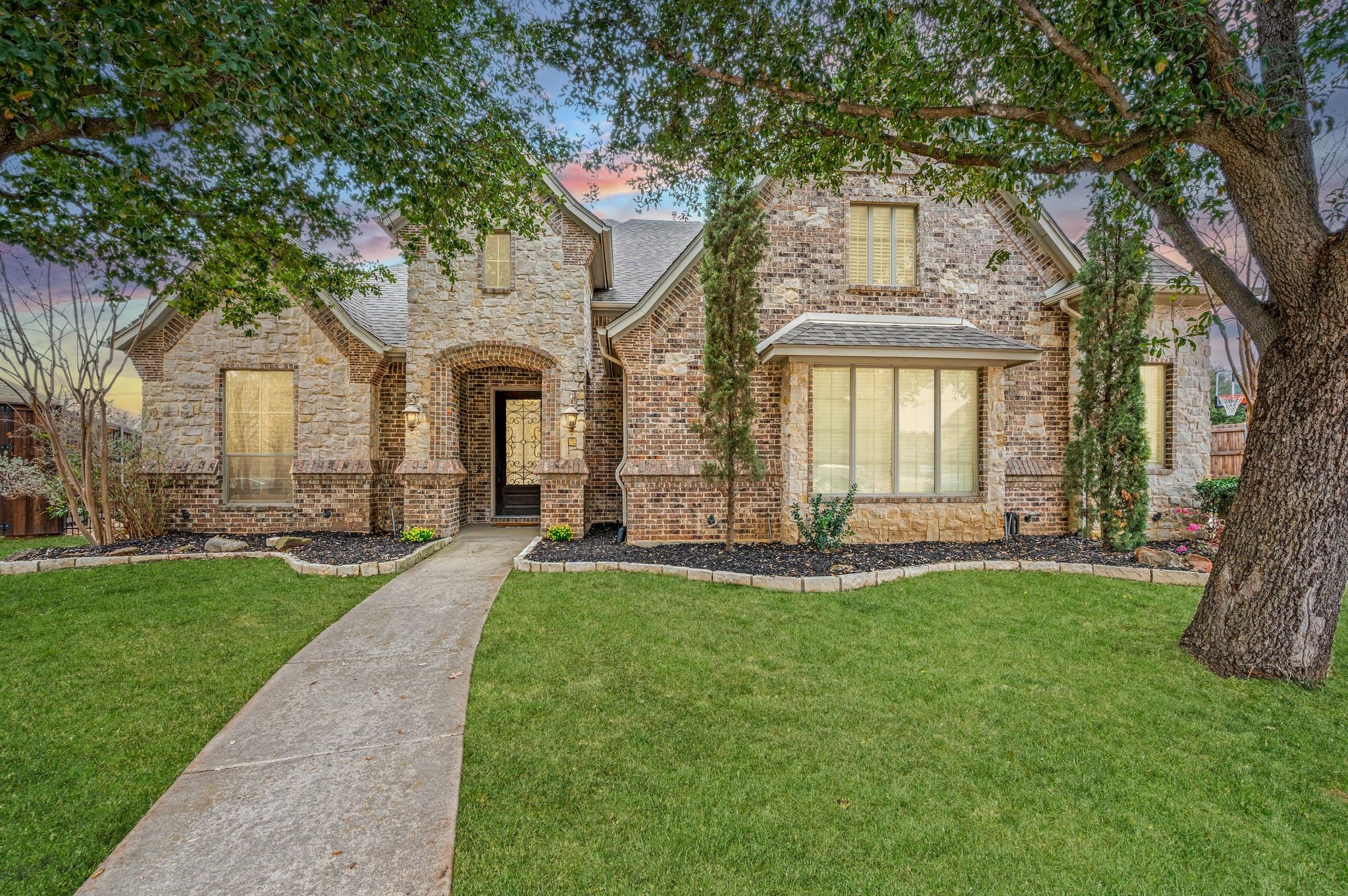 8205 Rio Bend Court