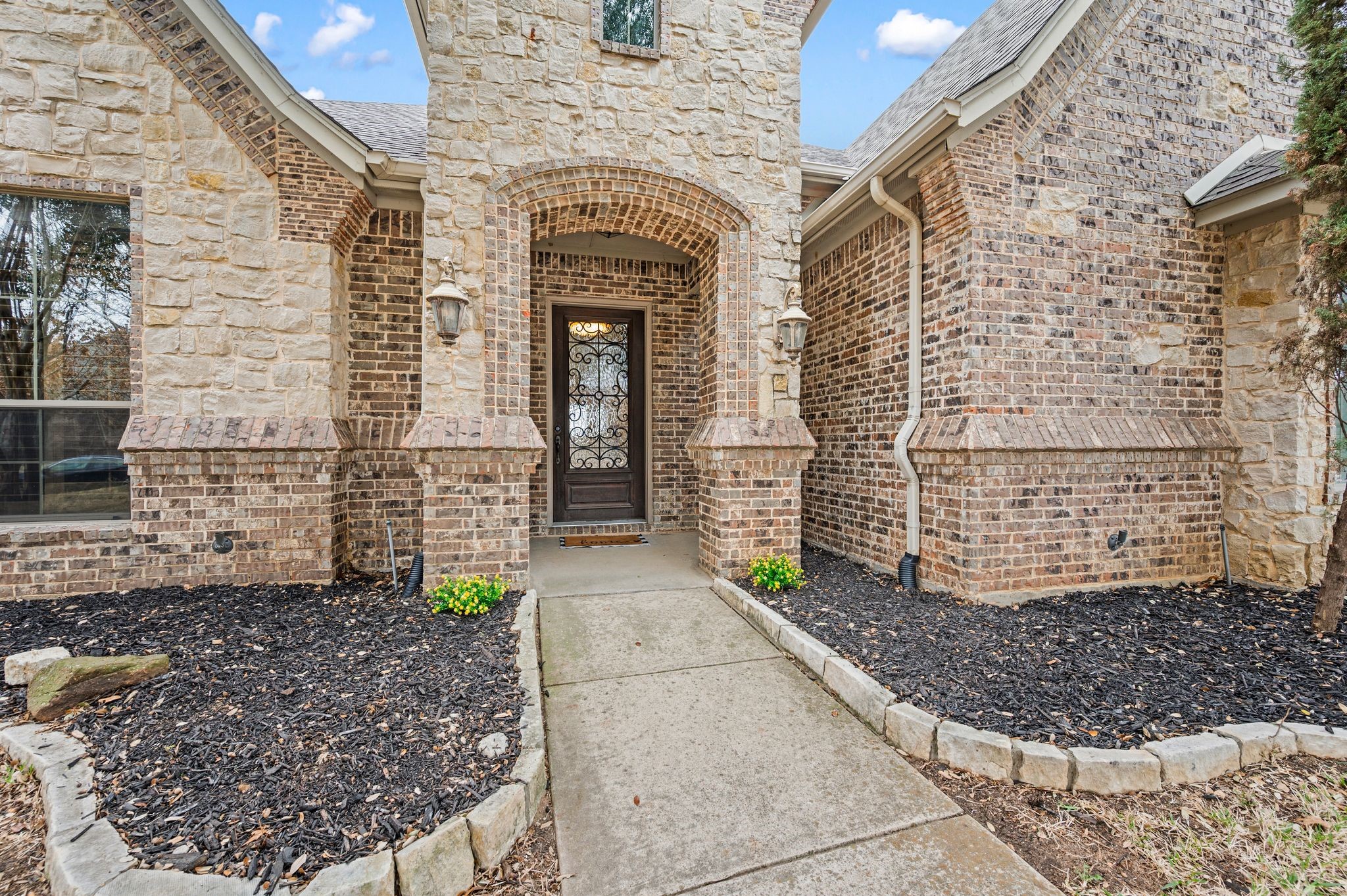 8205 Rio Bend Court