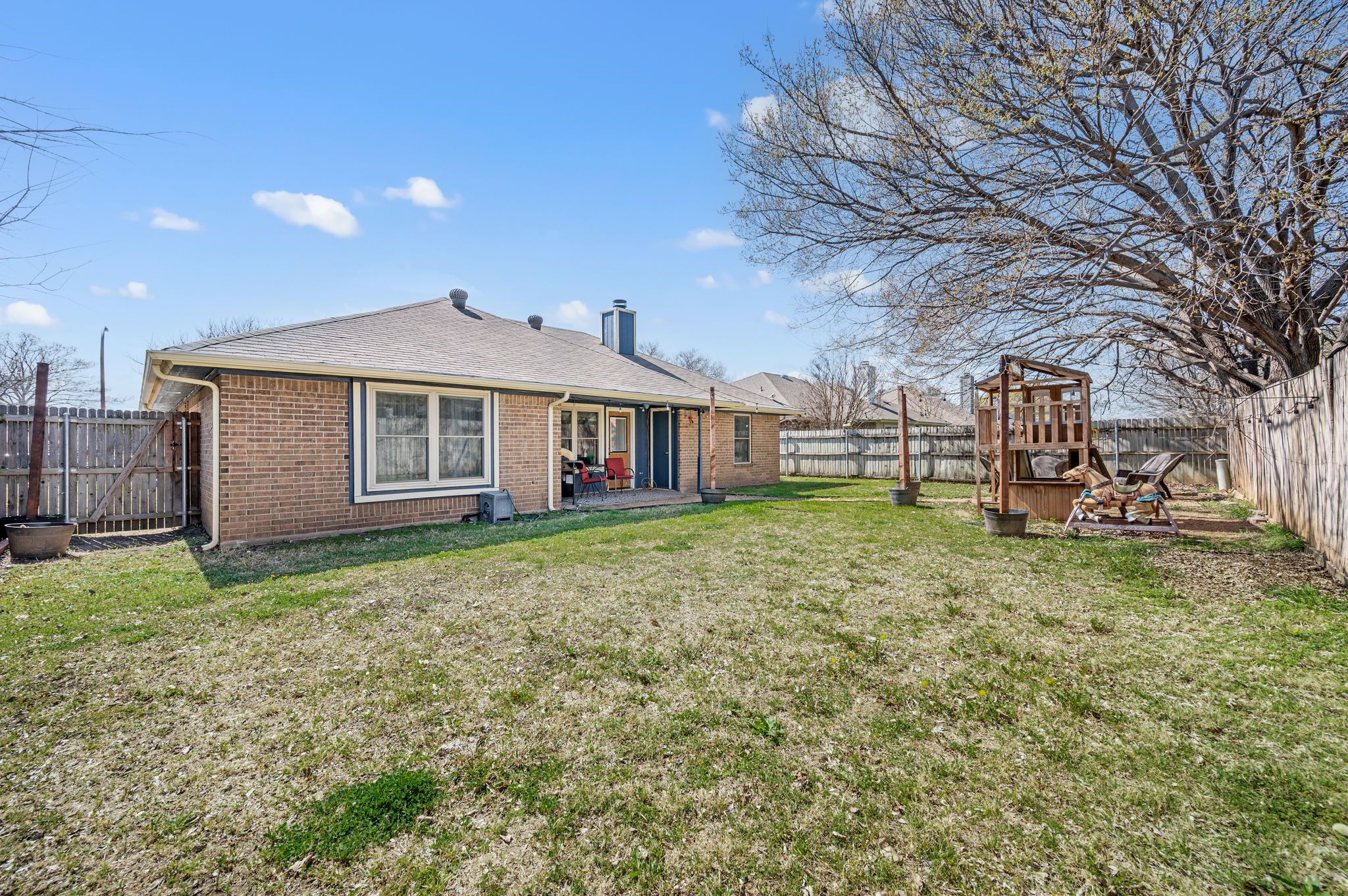 6917 Egan Way