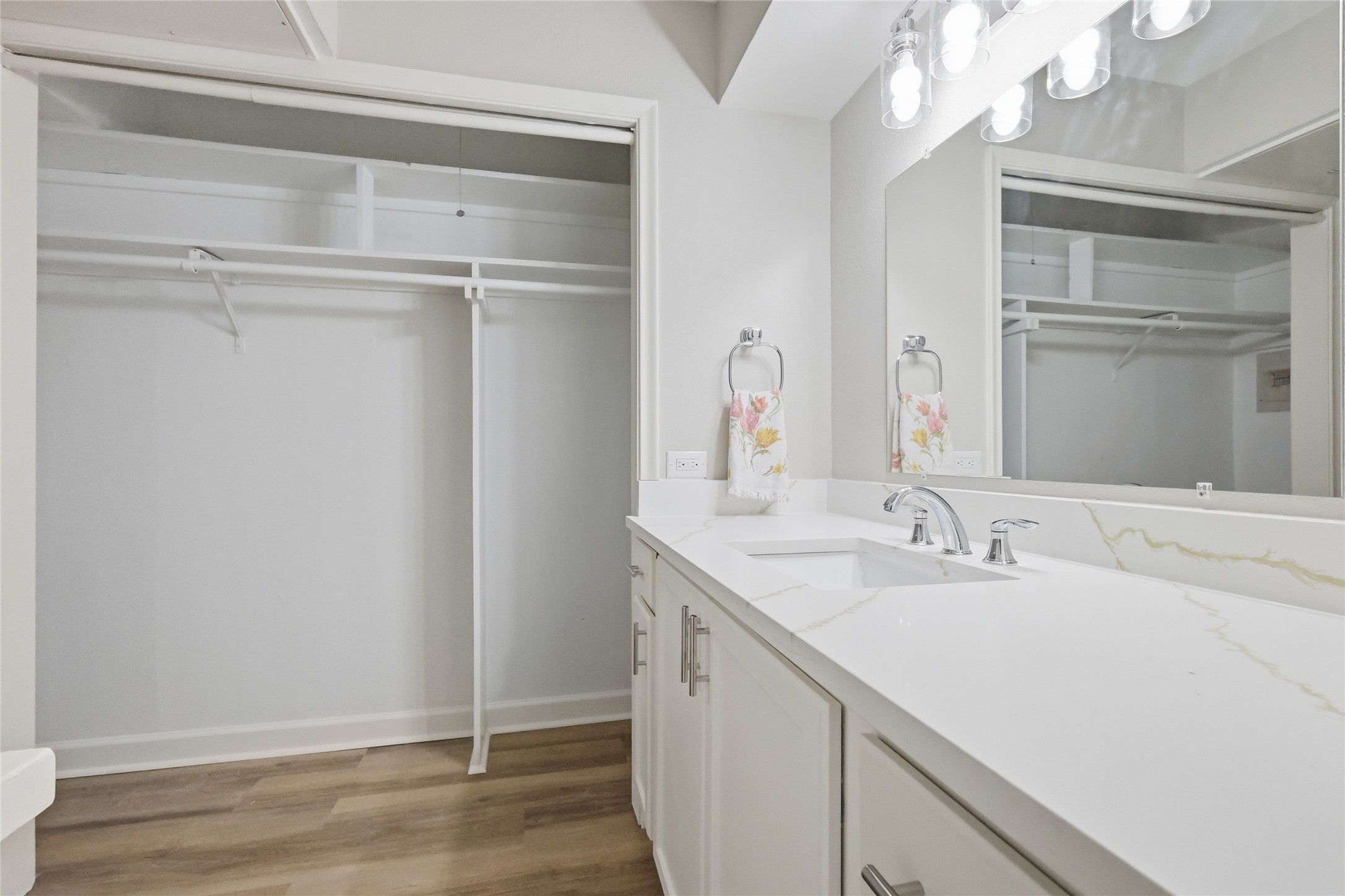 5000 Bowser Avenue 214