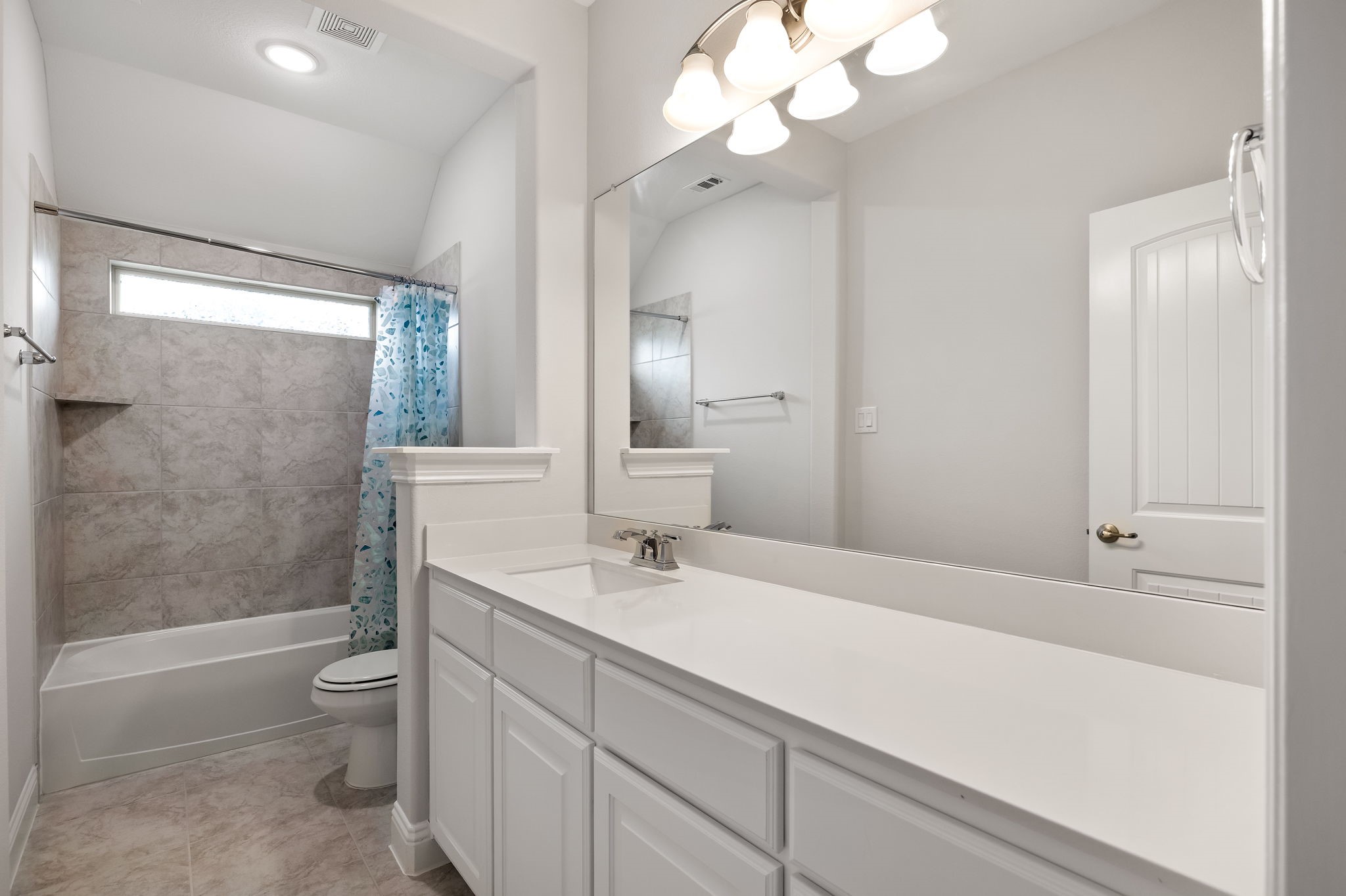 2704 Juniper Court