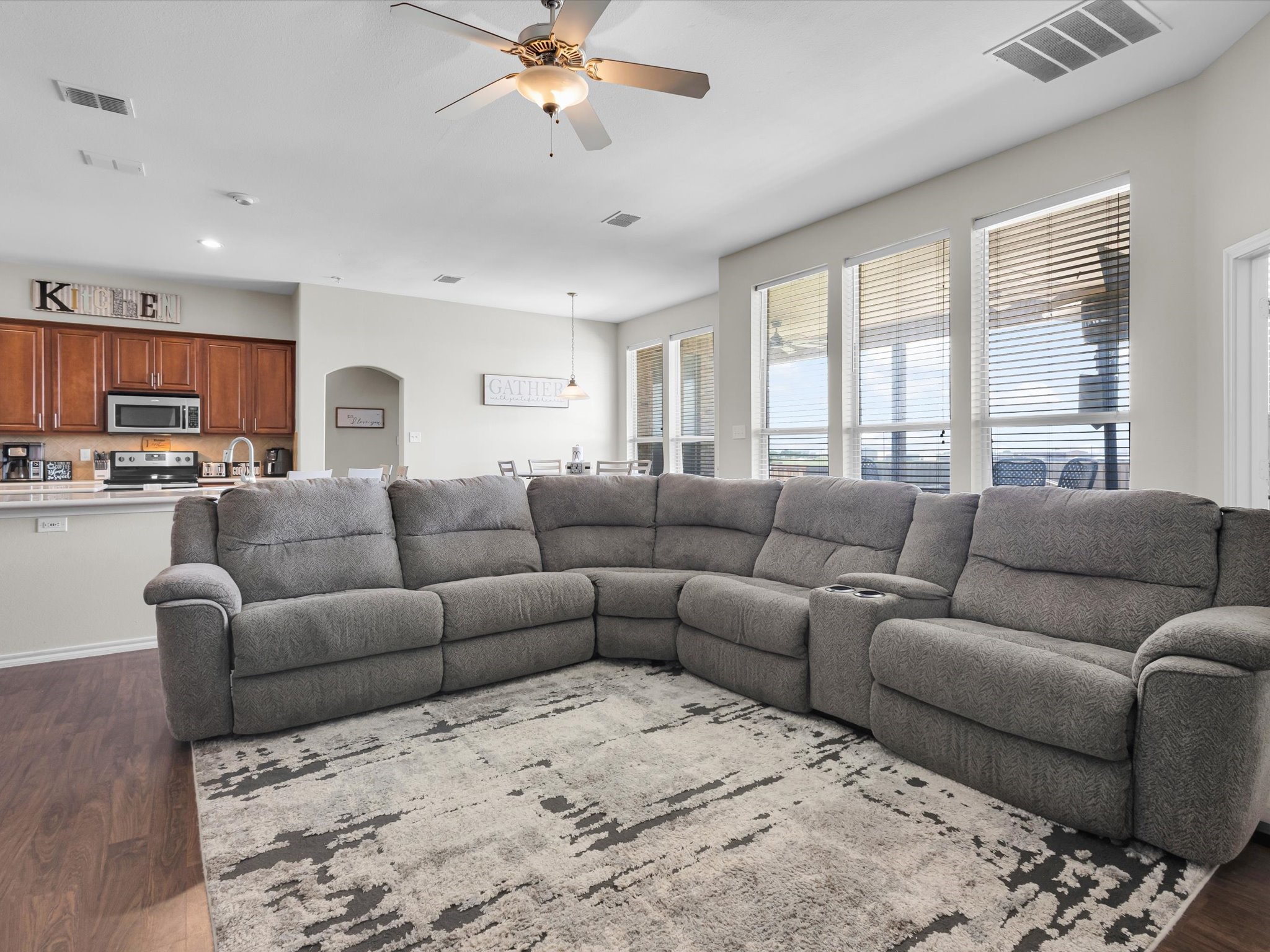 205 King George Road