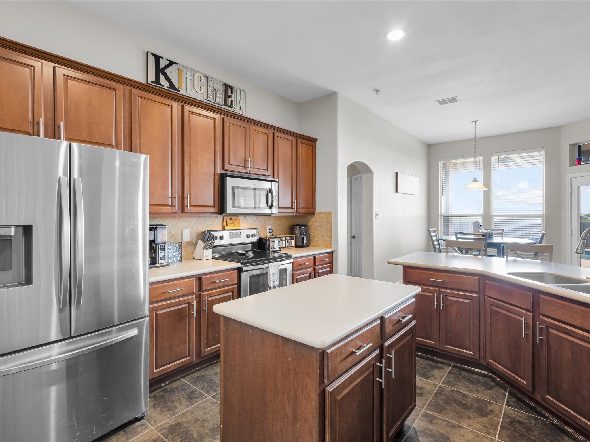 205 King George Road