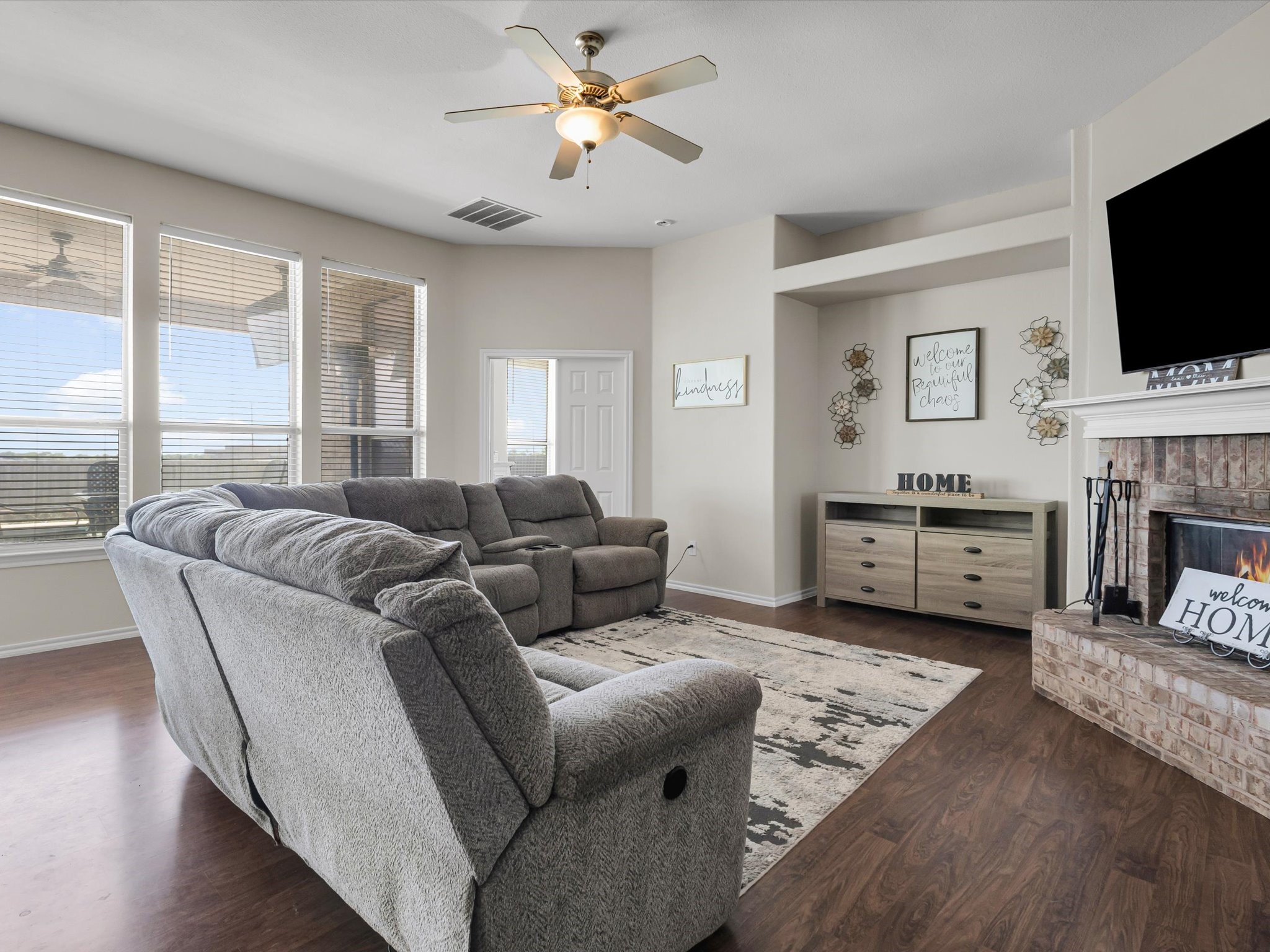 205 King George Road