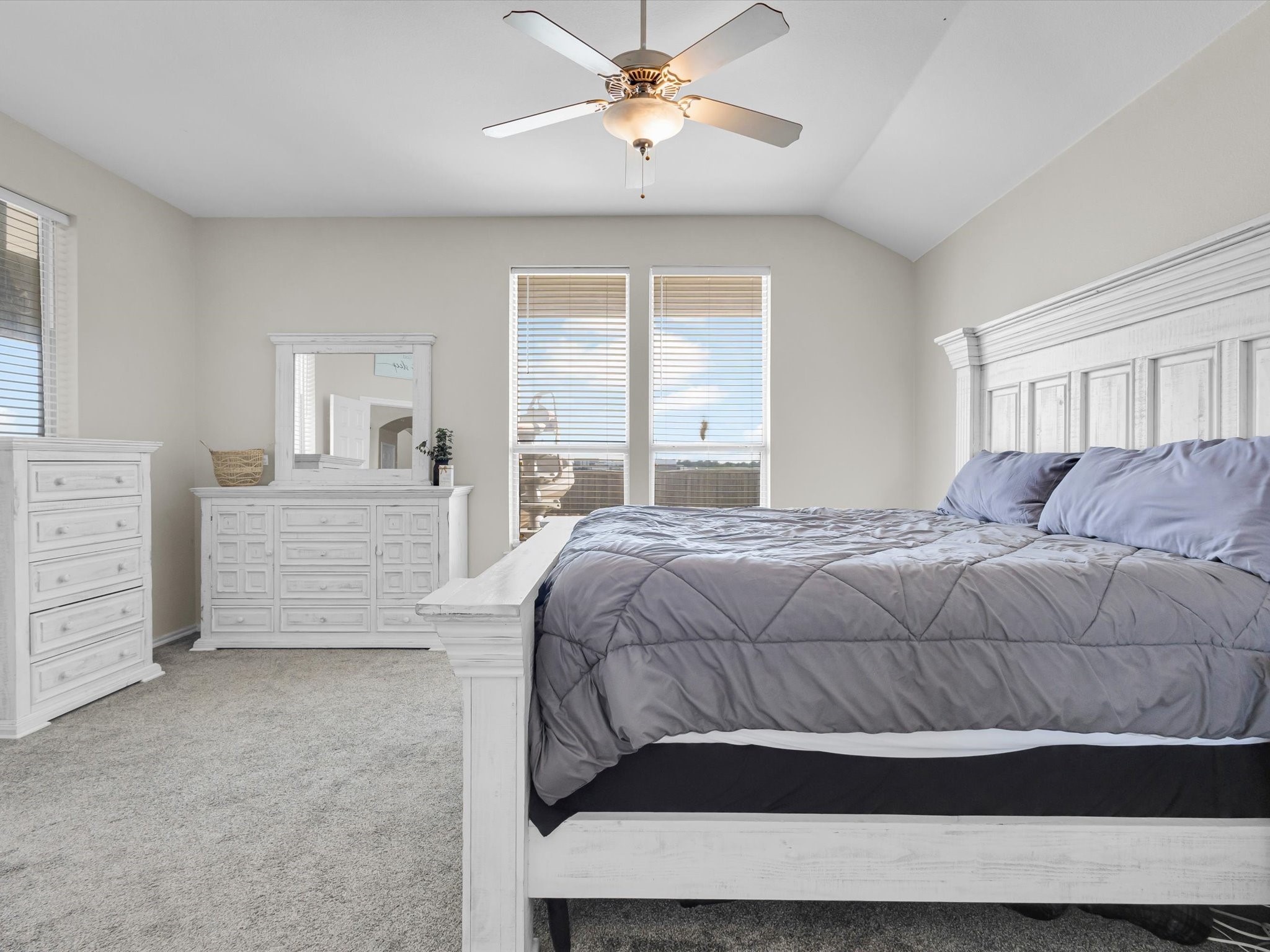 205 King George Road