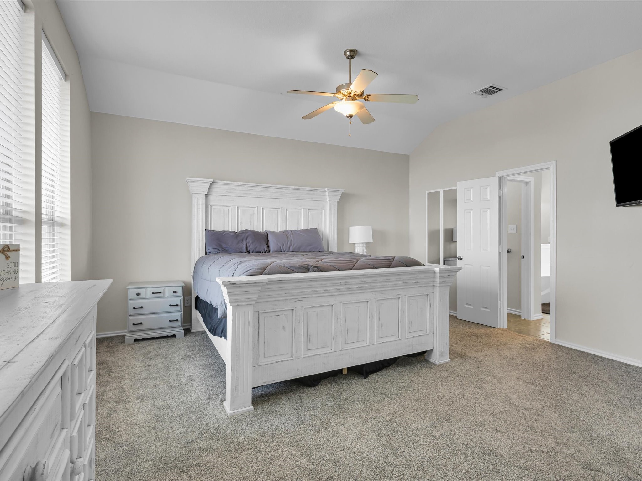 205 King George Road