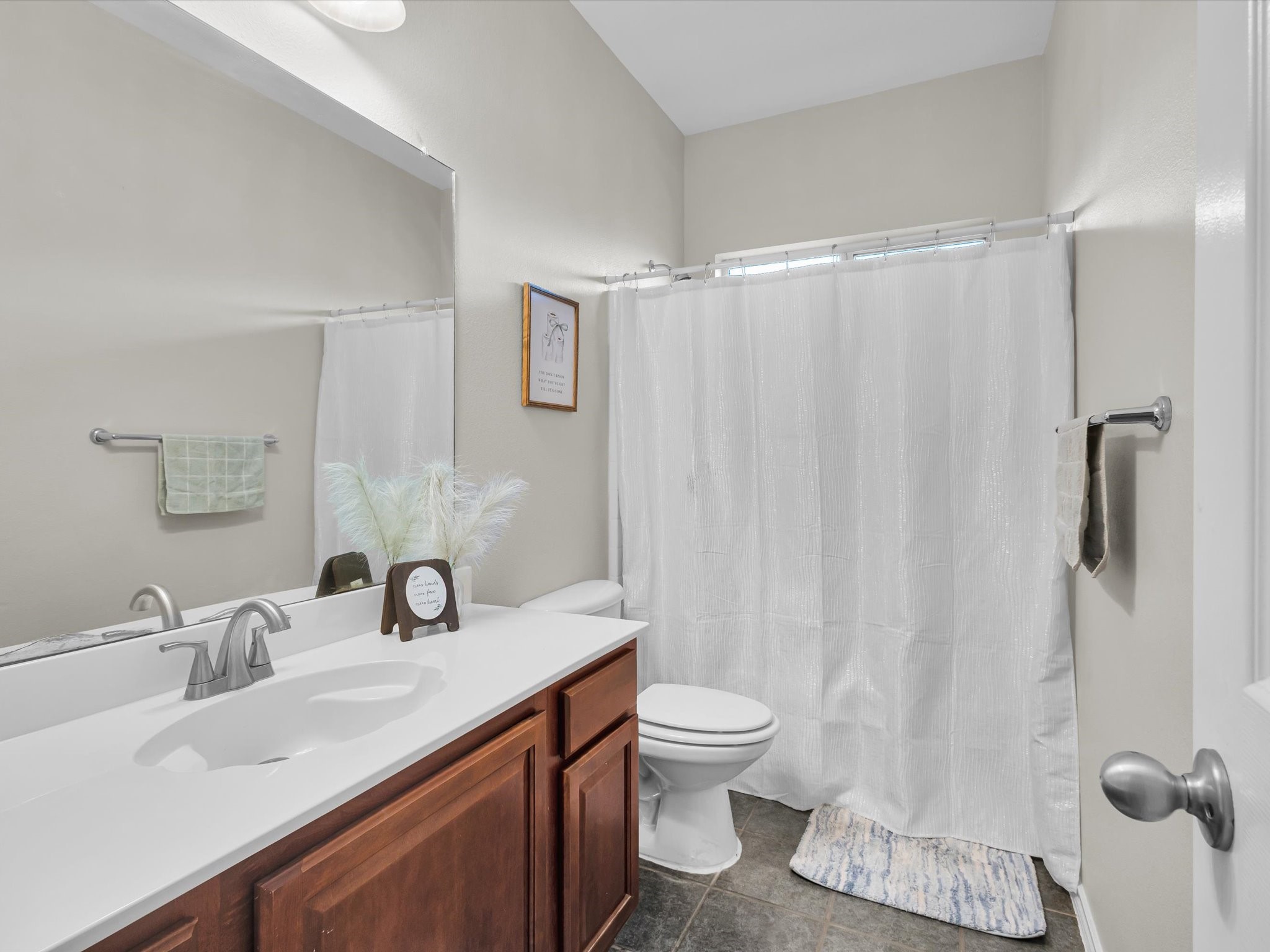 205 King George Road