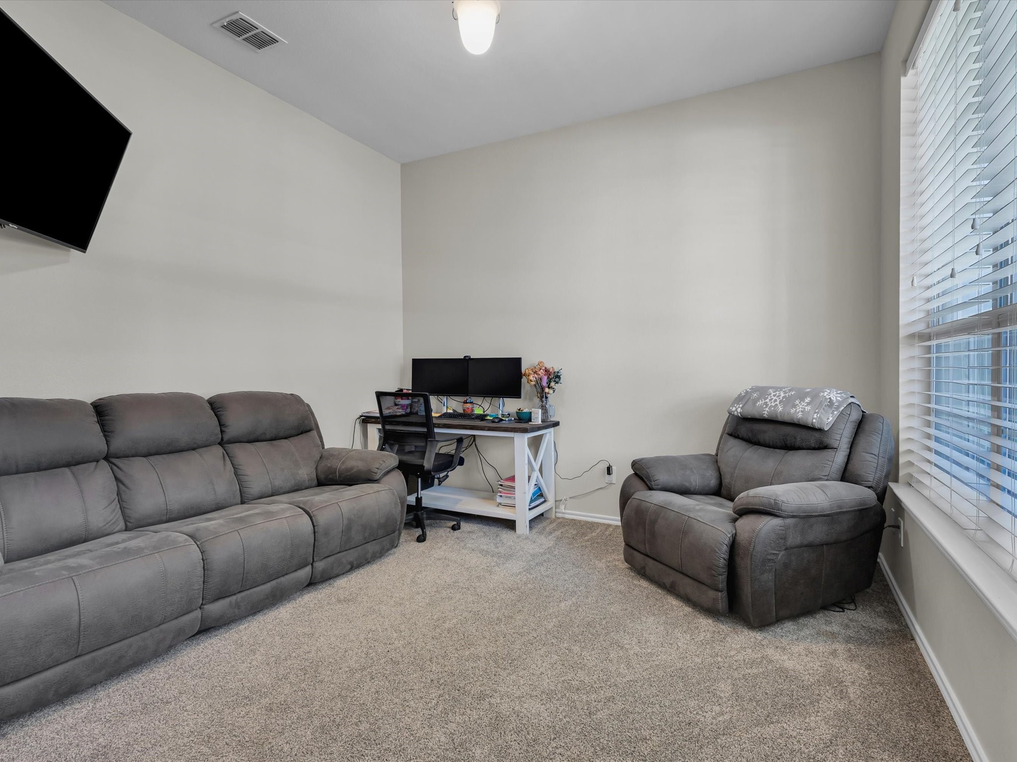 205 King George Road