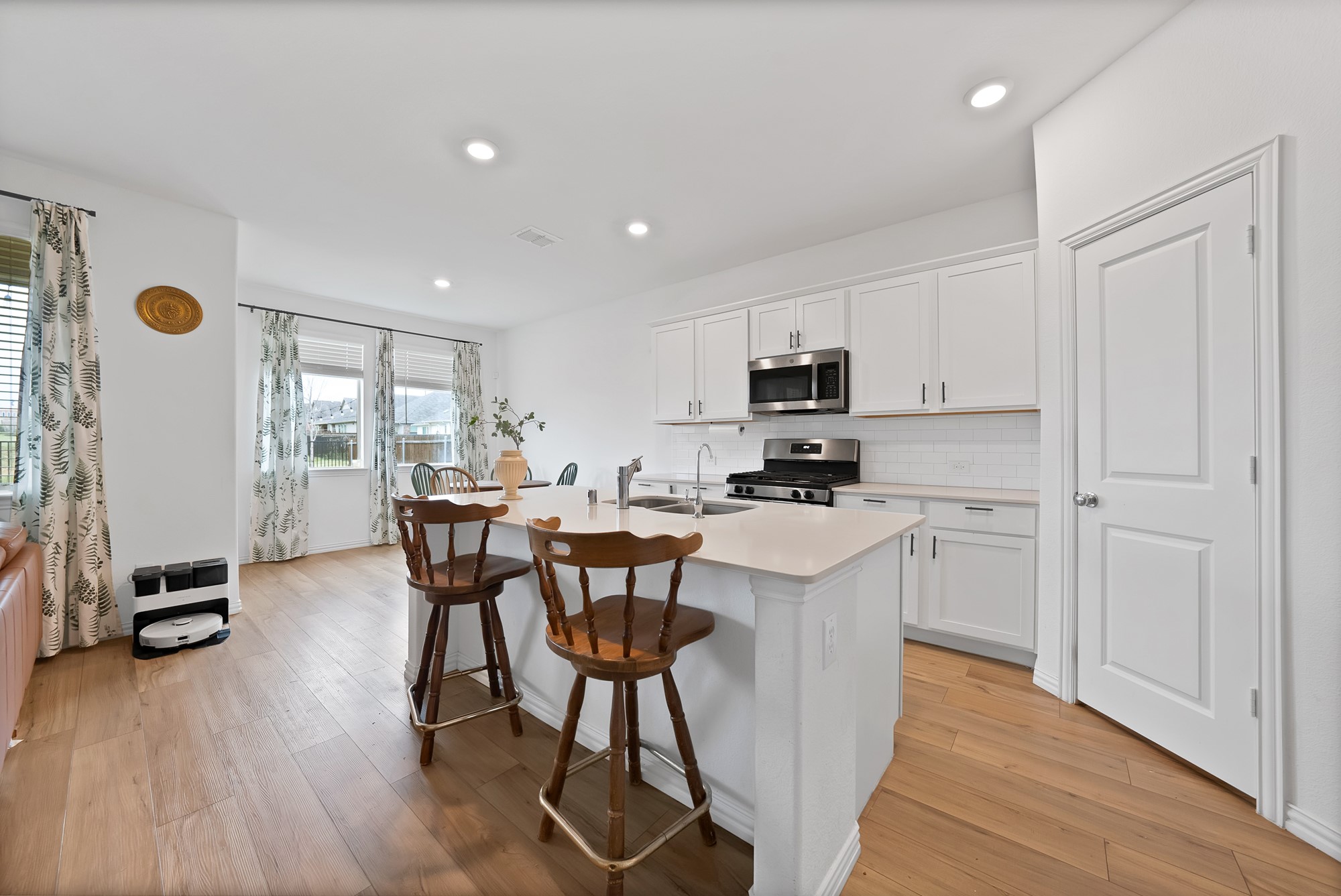 3313 Chasemoor Drive