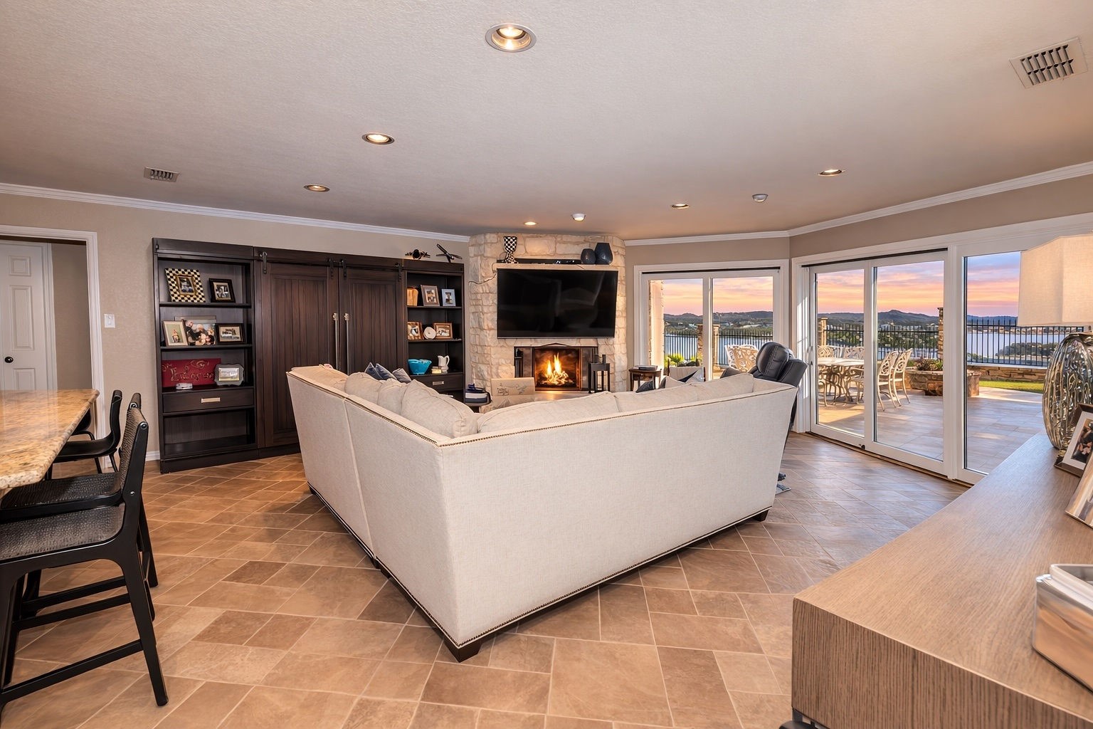 140 Oyster Bay