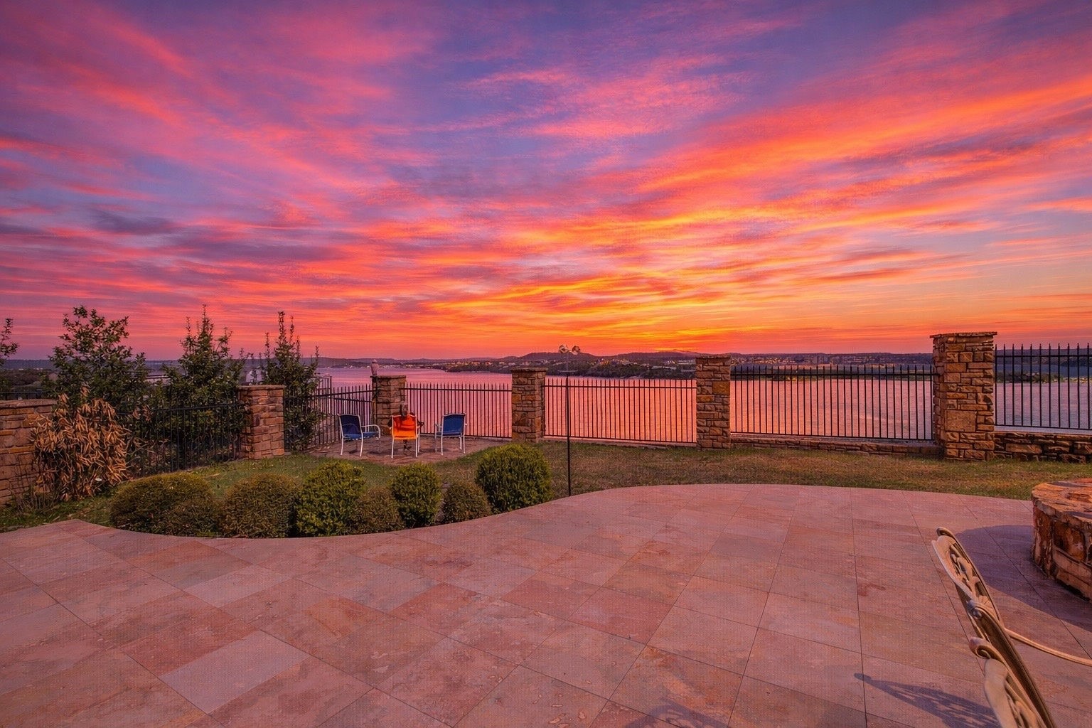 140 Oyster Bay