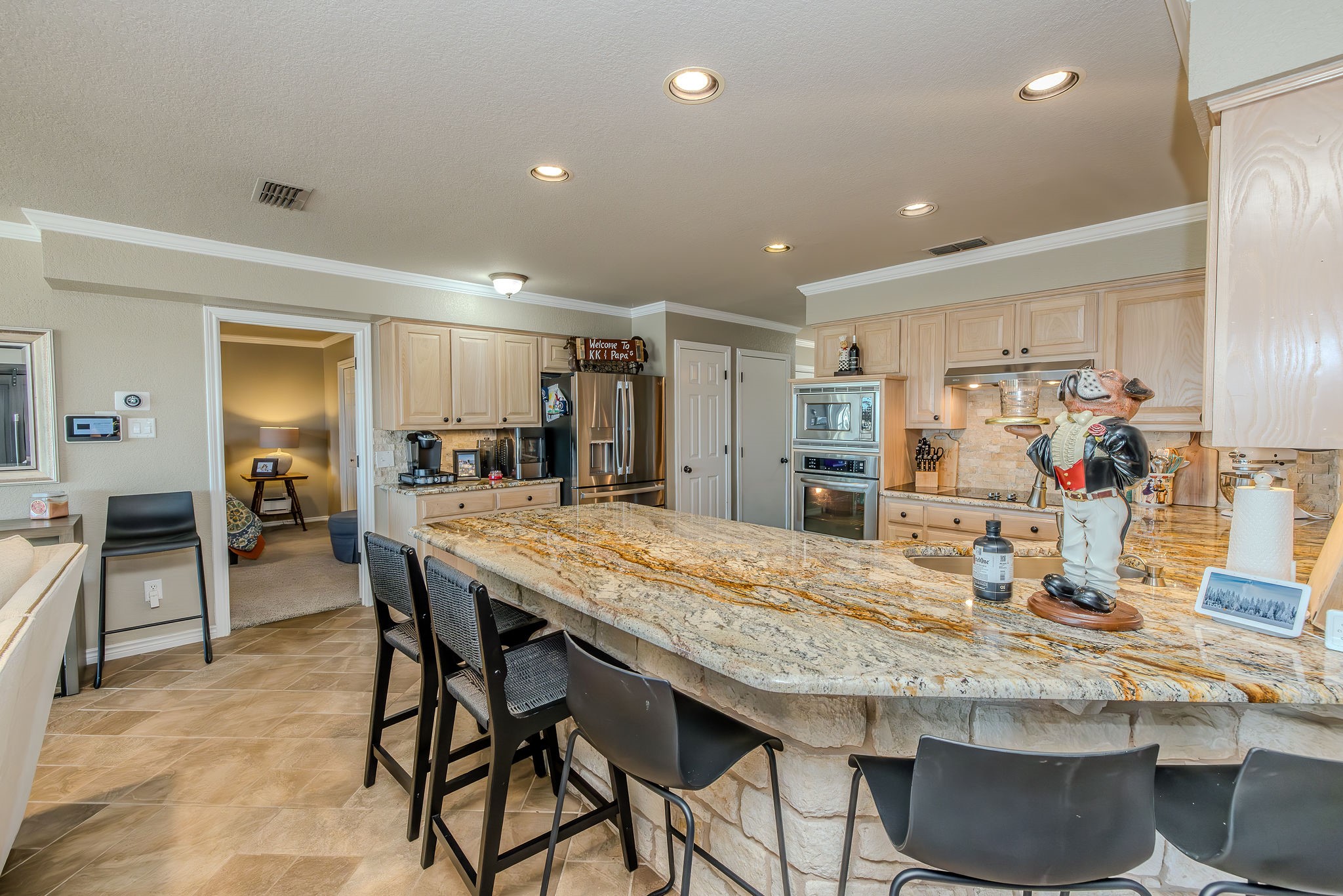 140 Oyster Bay