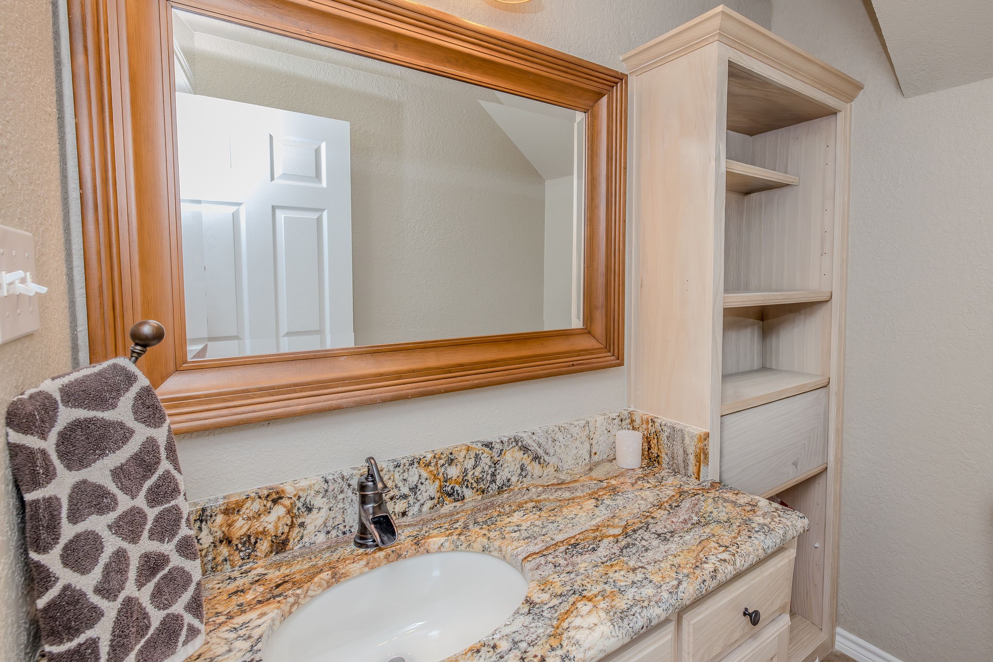 140 Oyster Bay