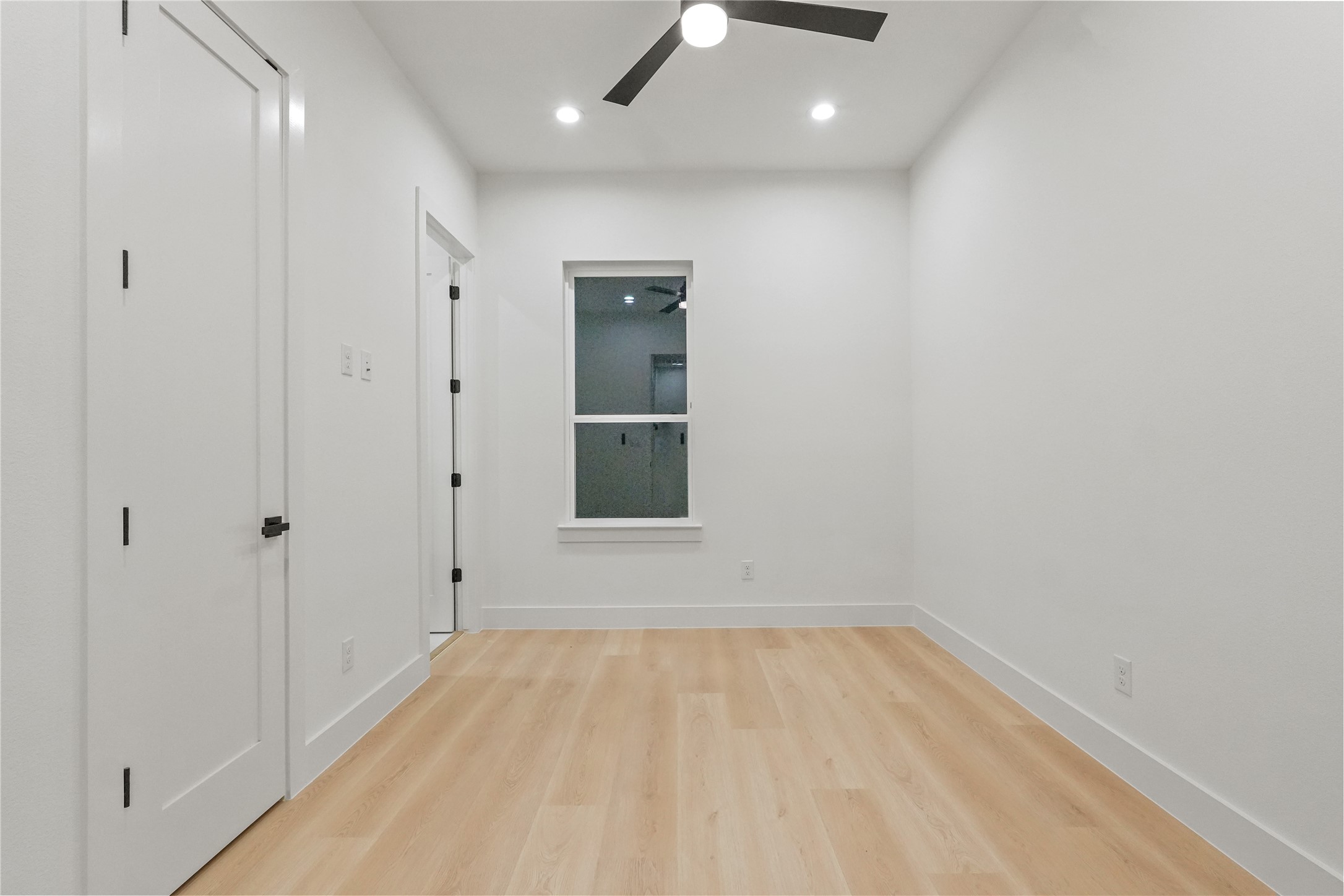 2101 N Prairie Avenue 108